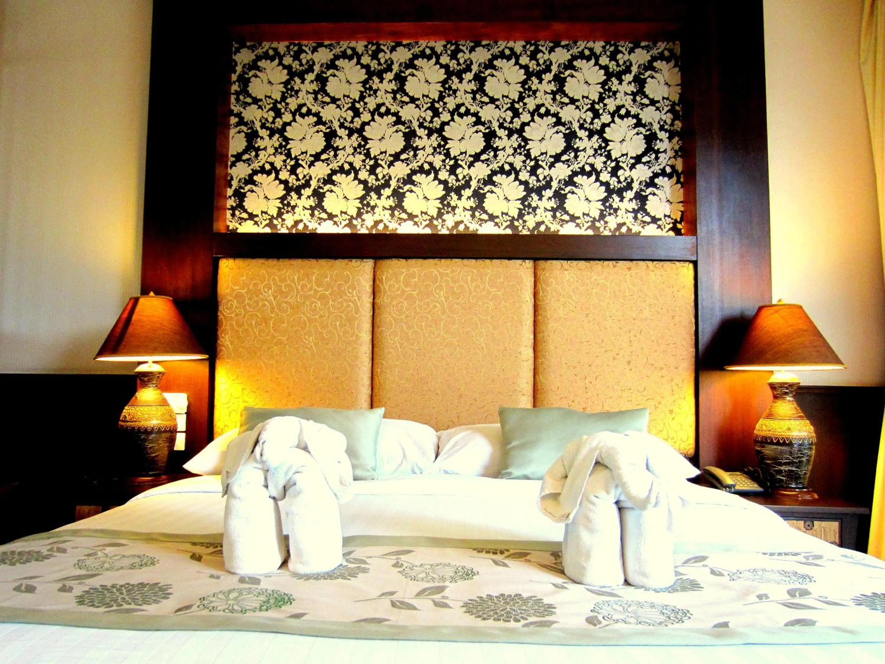 Bed in Mountain Creek Wellness Resort Chiangmai