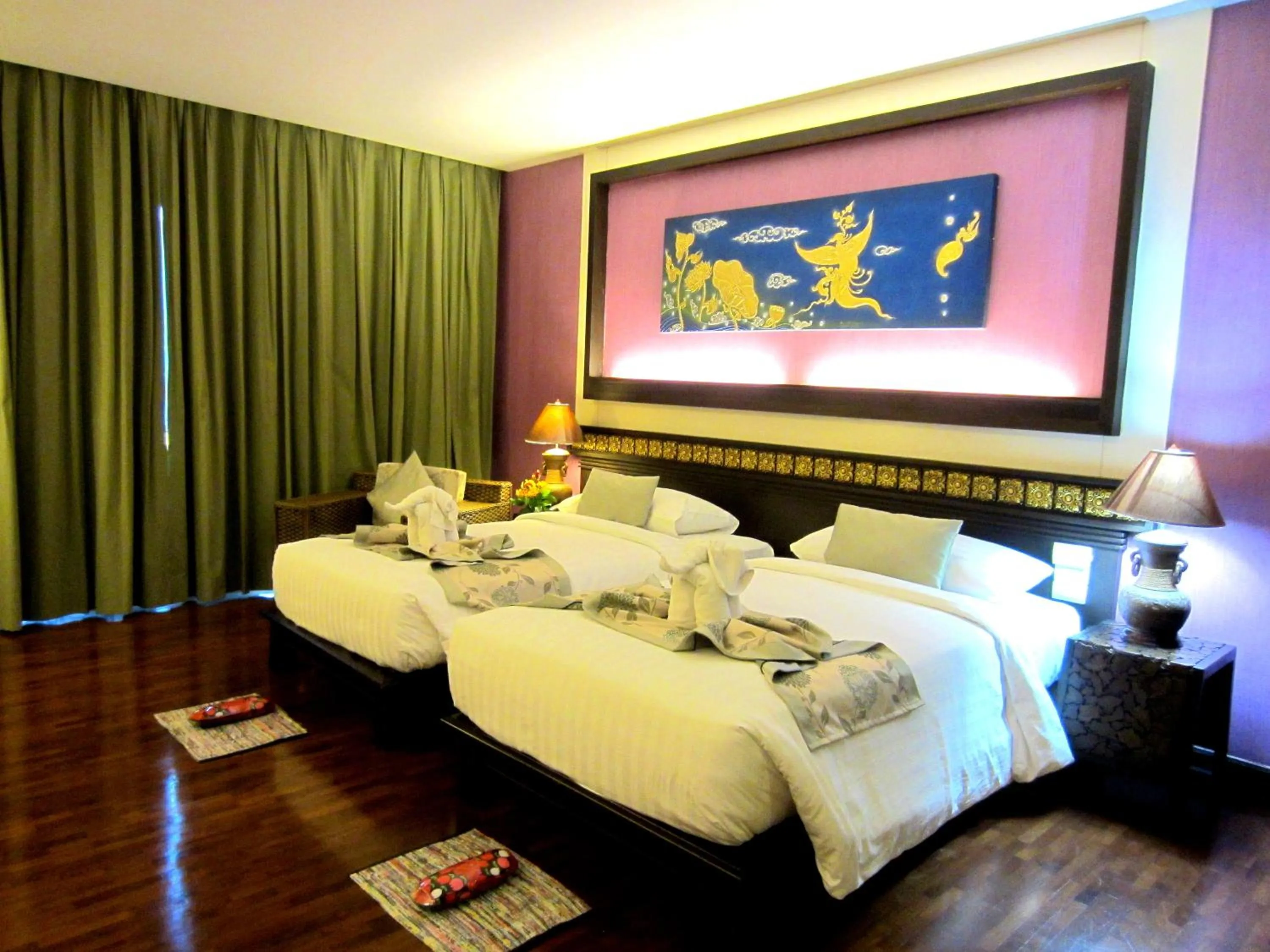 Photo of the whole room, Bed in Mountain Creek Wellness Resort Chiangmai