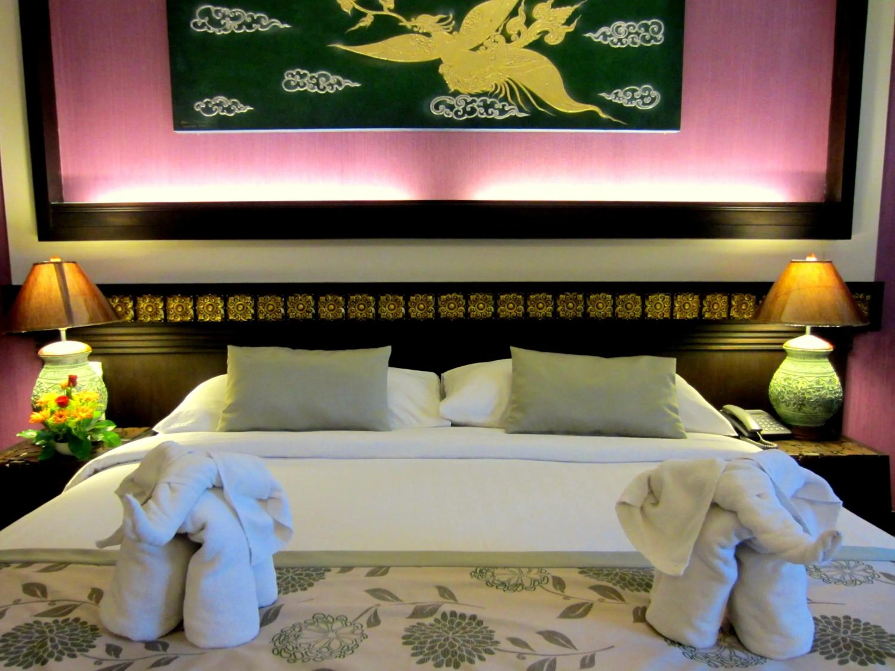 Bed in Mountain Creek Wellness Resort Chiangmai