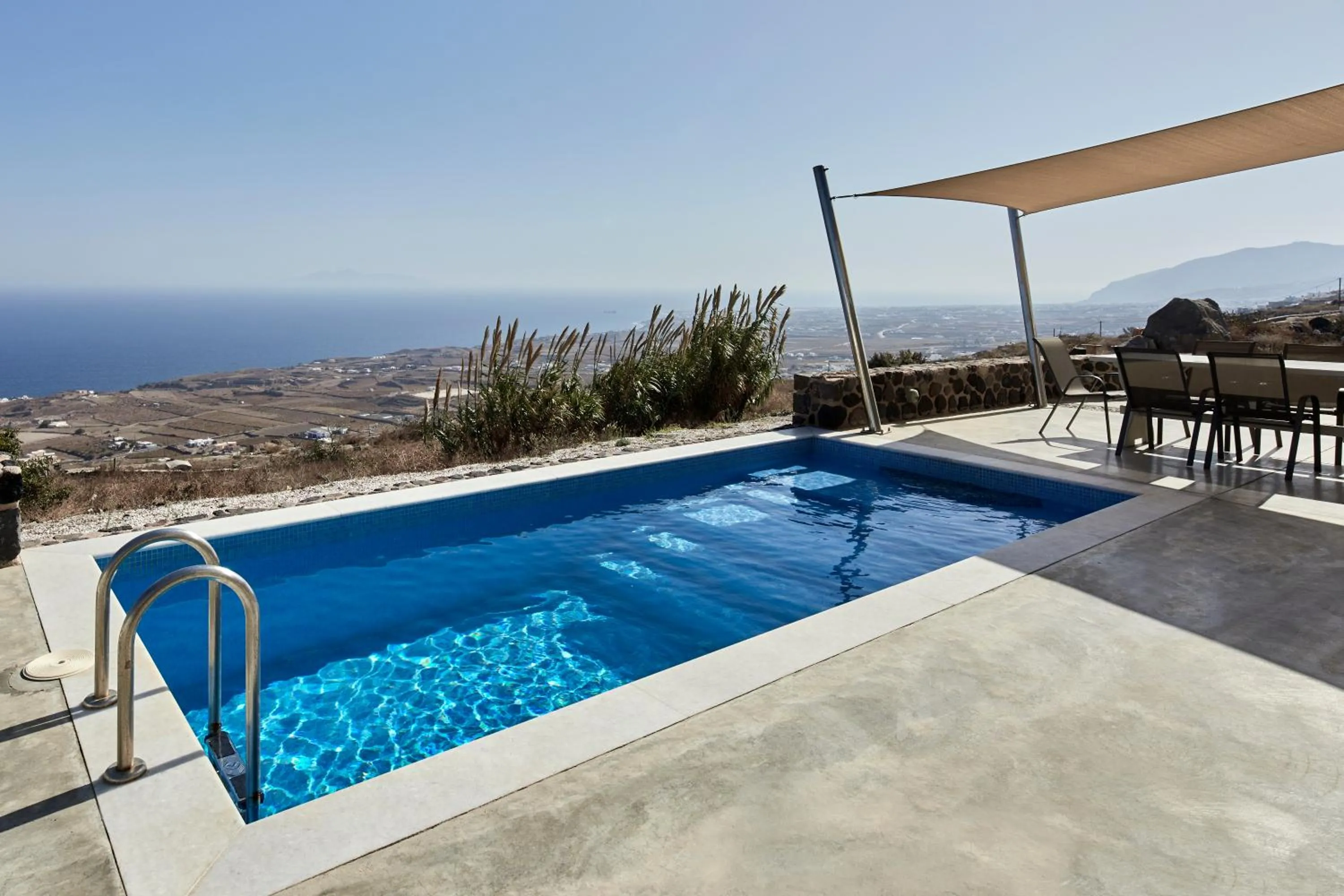 Swimming pool in Theano Cave Suites & Villas