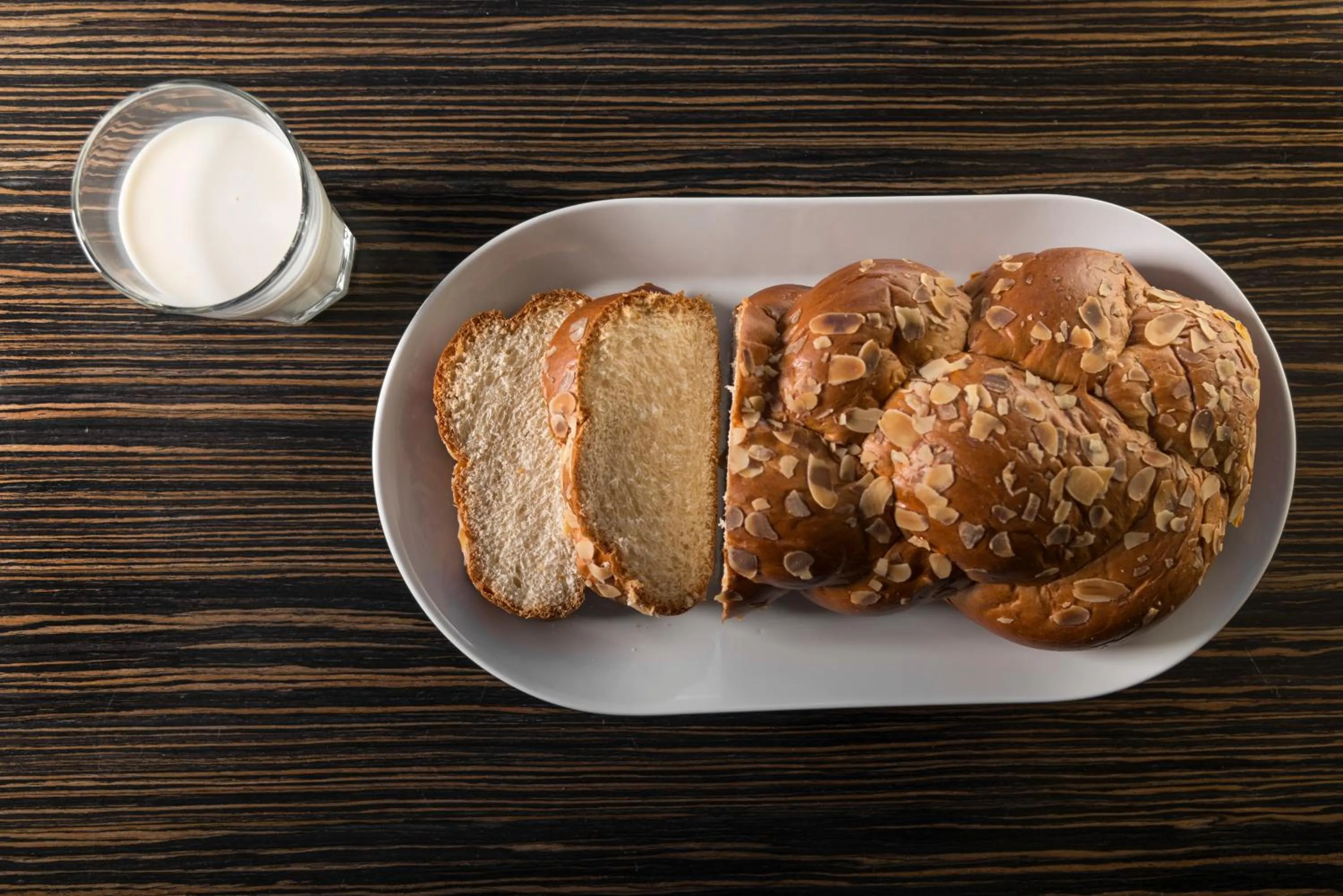 Coffee/tea facilities in Forest Suites Boutique Hotel