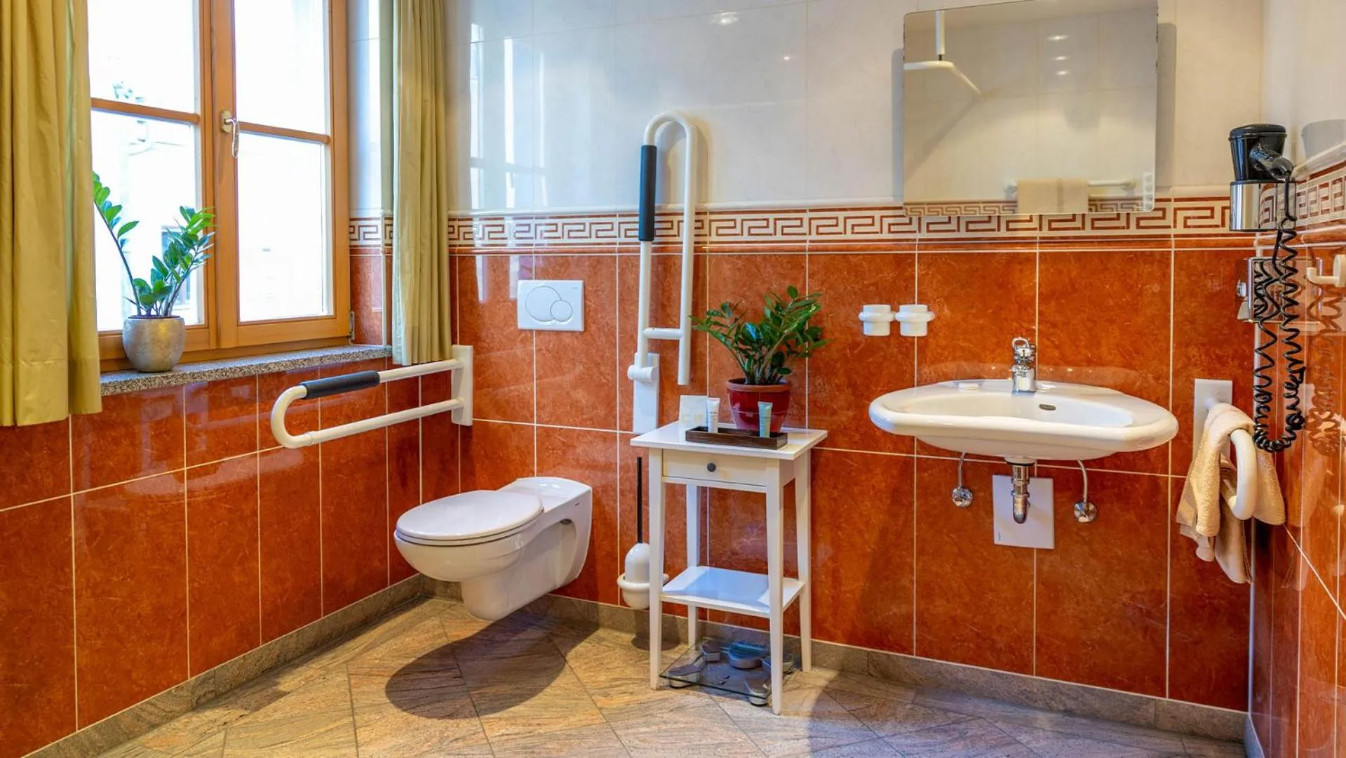 Bathroom in Altstadthotel Bräuwirt