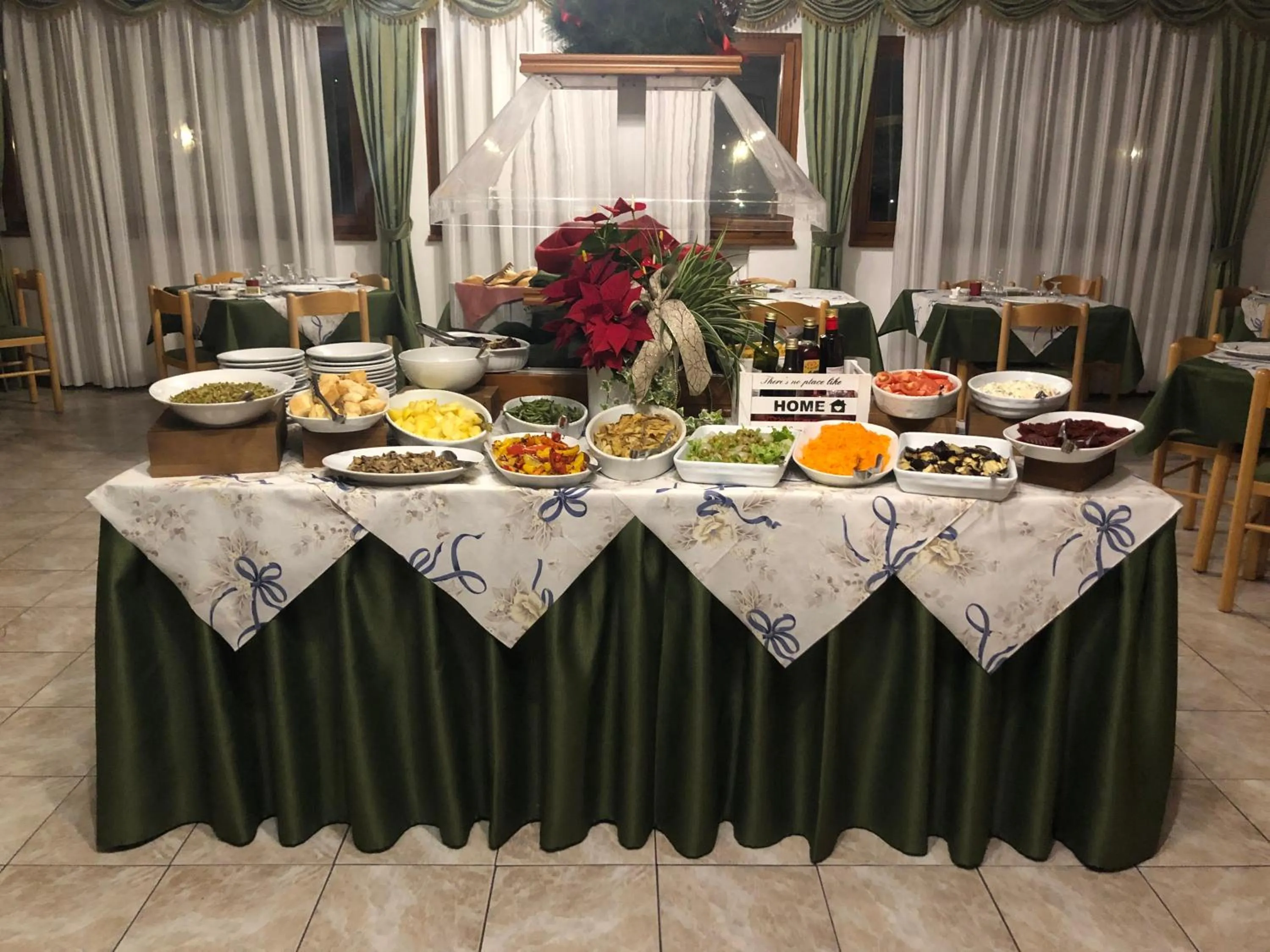 Restaurant/places to eat in Park Hotel Bellevue