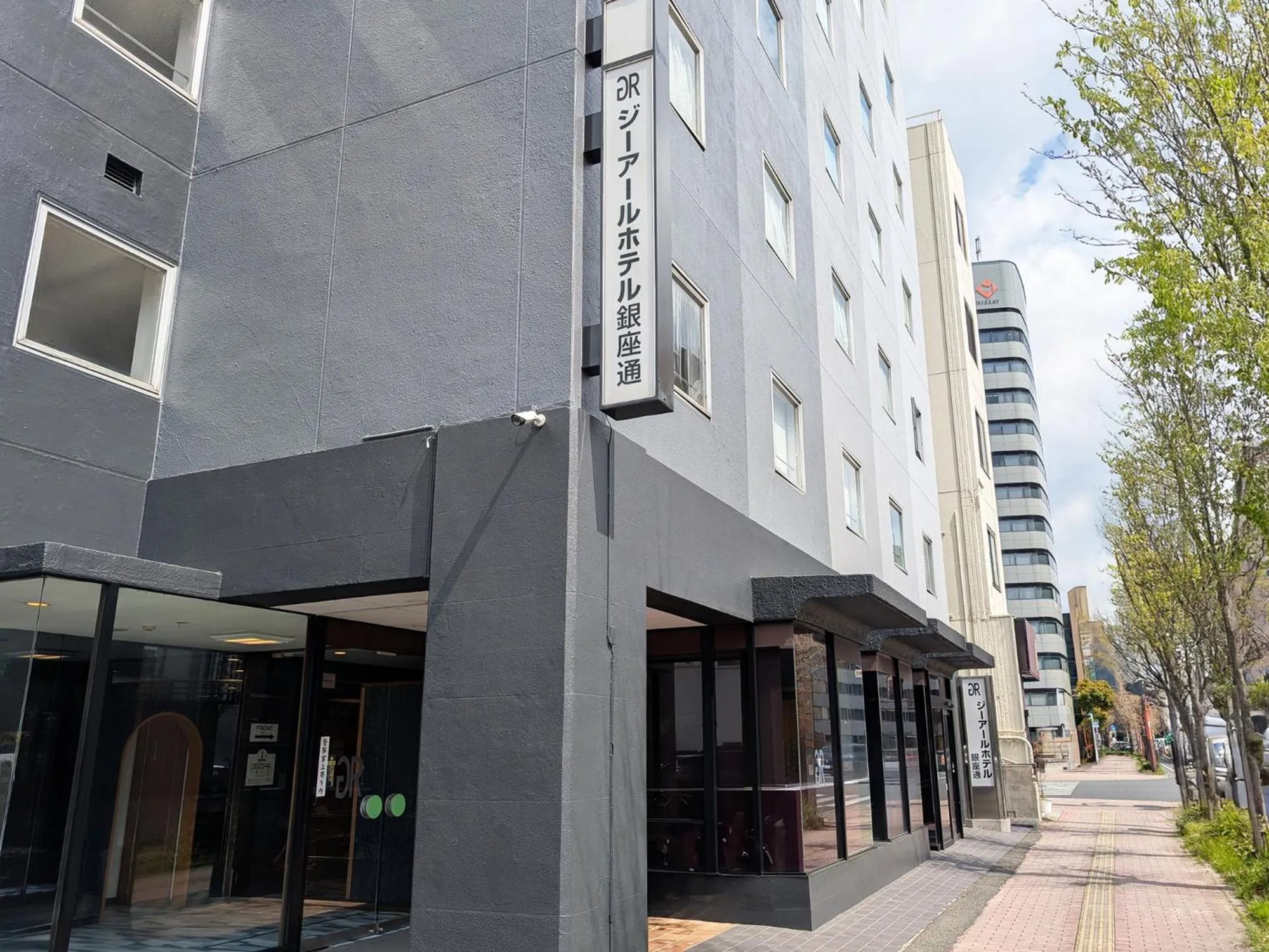 Facade/entrance in GR Hotel Ginzadori