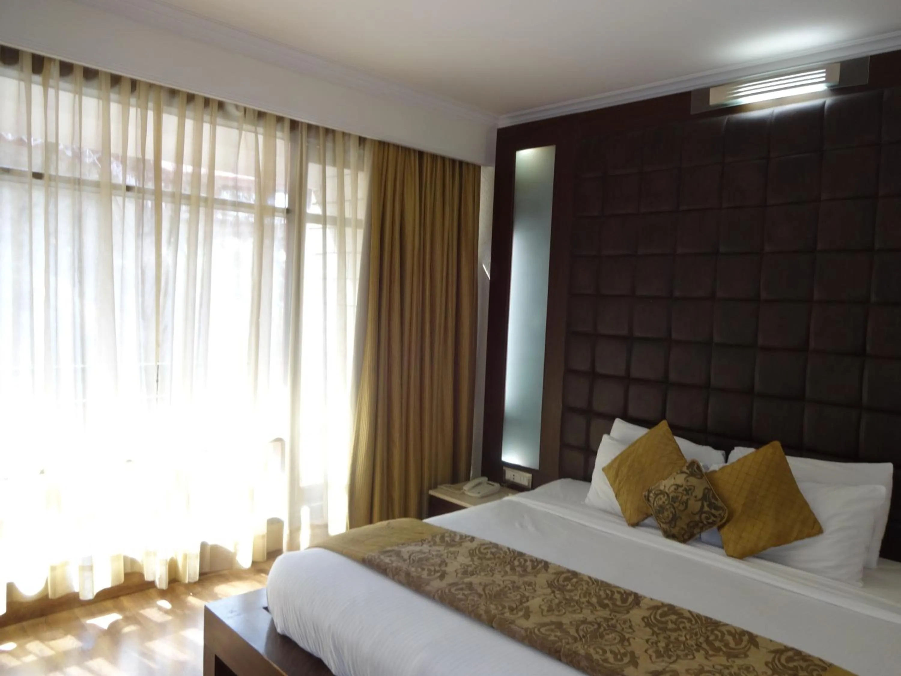 Day, Bed in Hotel Combermere