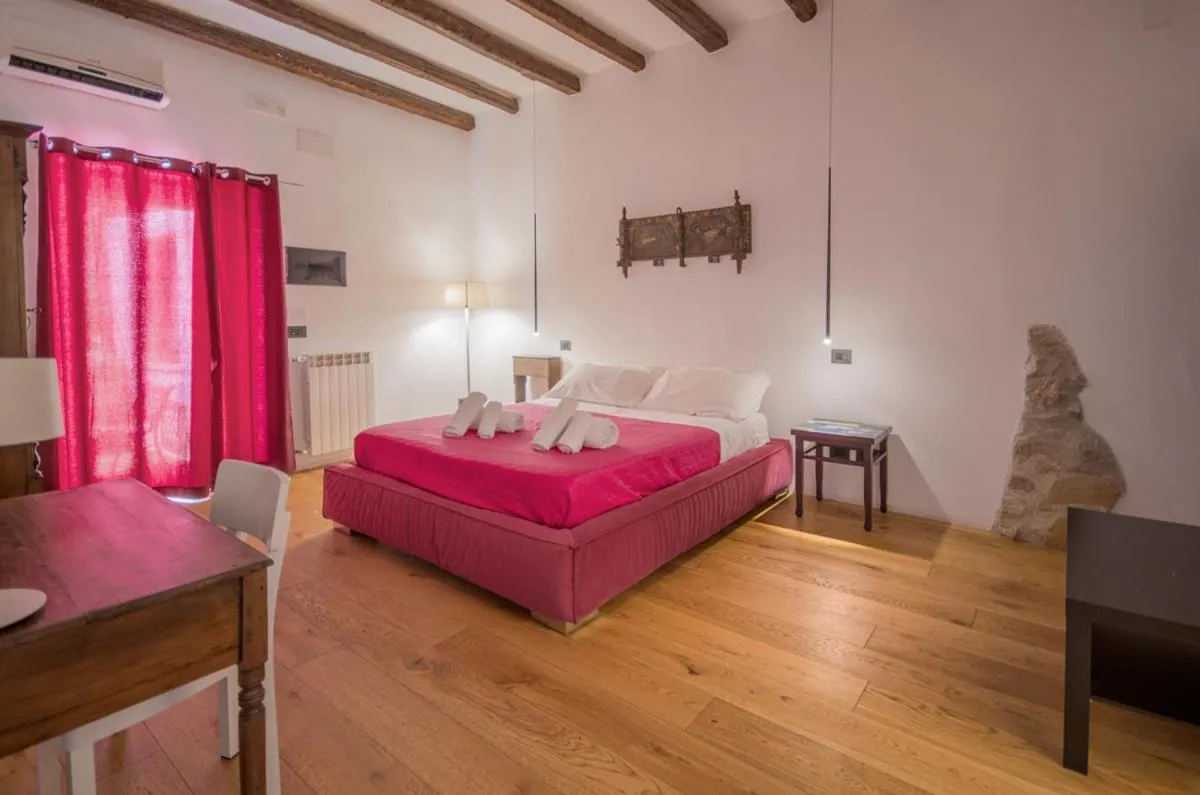 Bedroom, Bed in Hotel Diffuso Antichi Ricordi