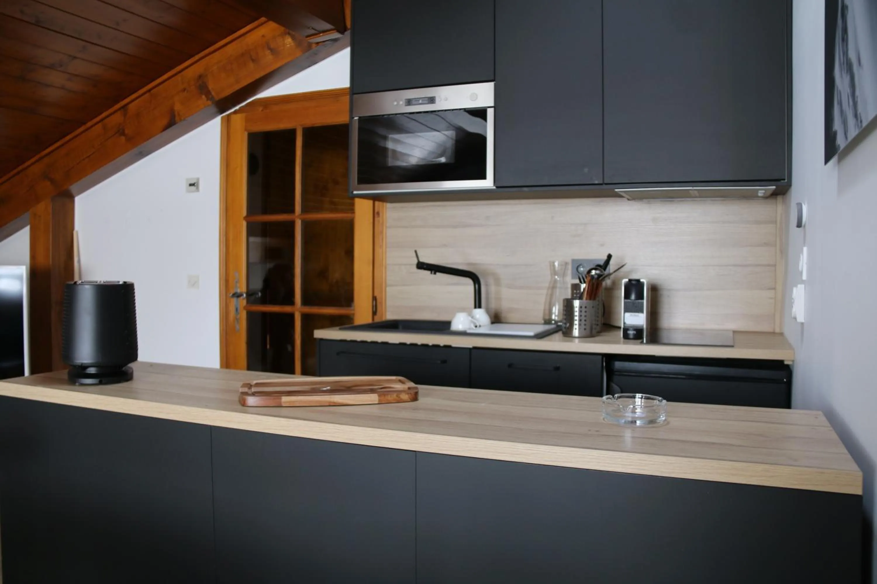 Kitchen or kitchenette in La Résidence de L'Ours