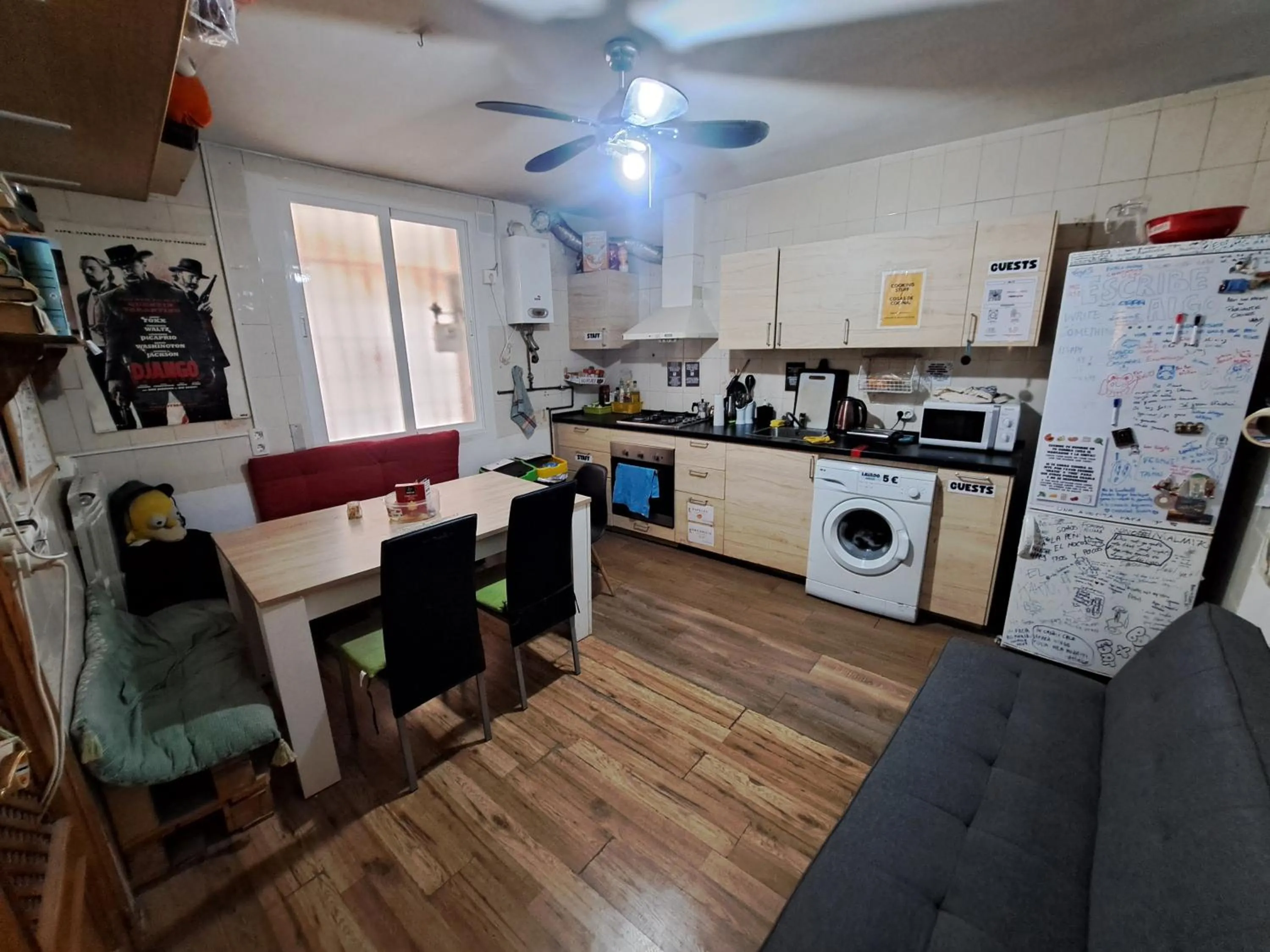 Property building in Hostel El Cascabel