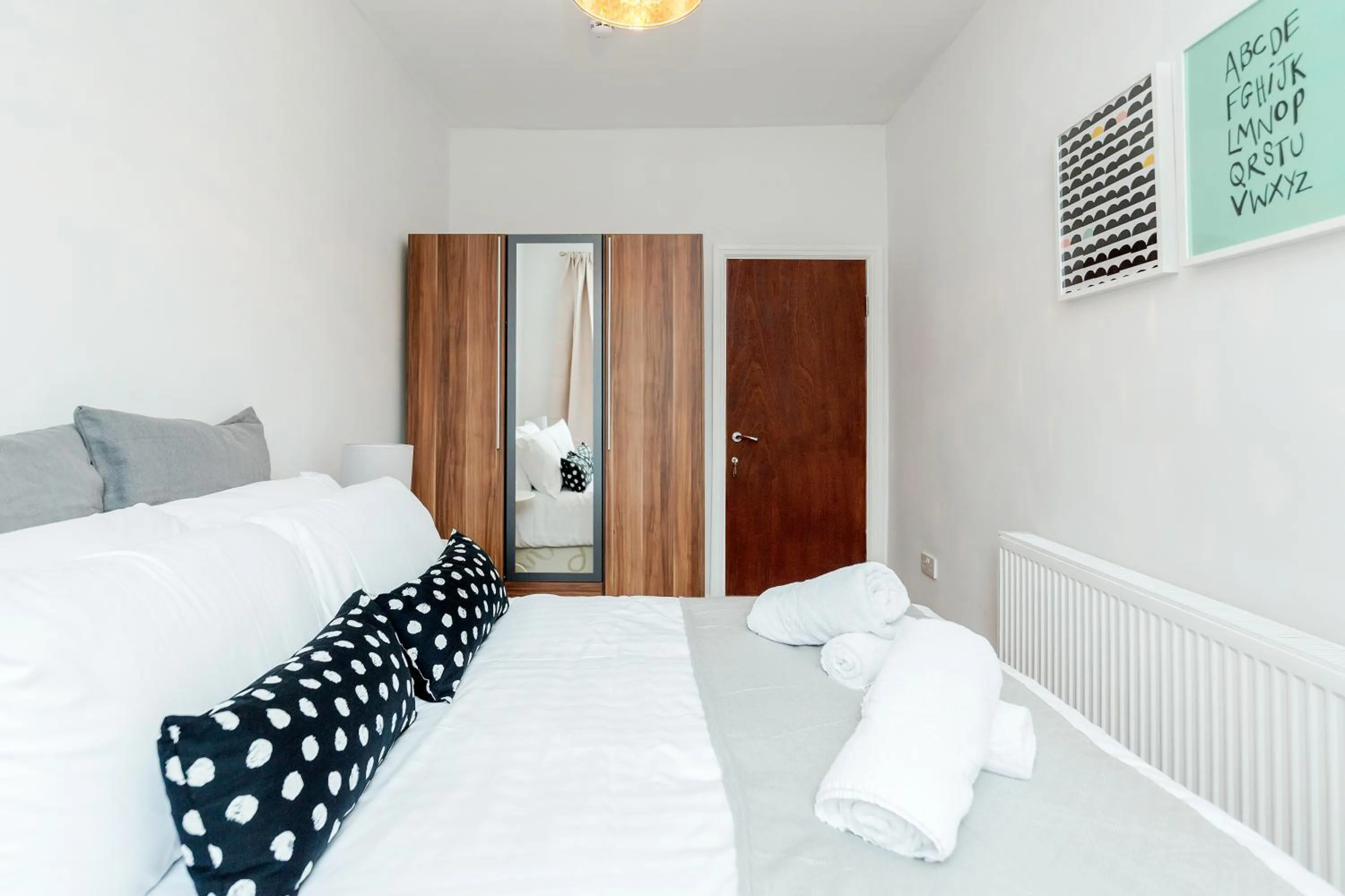 Bedroom, Bed in WelcomeStay Clapham Junction 2 Bedroom Apartment