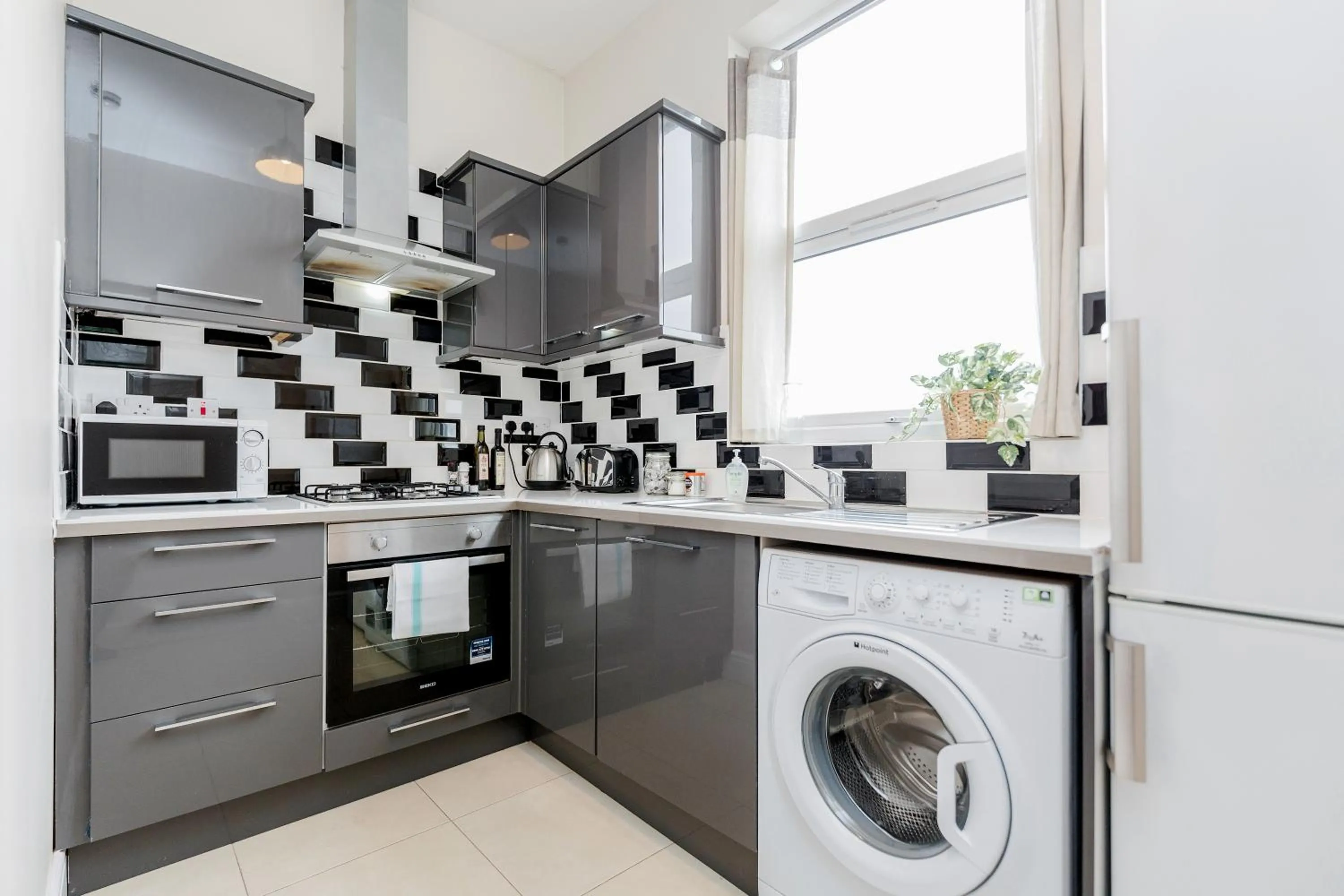 Kitchen or kitchenette in WelcomeStay Clapham Junction 2 Bedroom Apartment