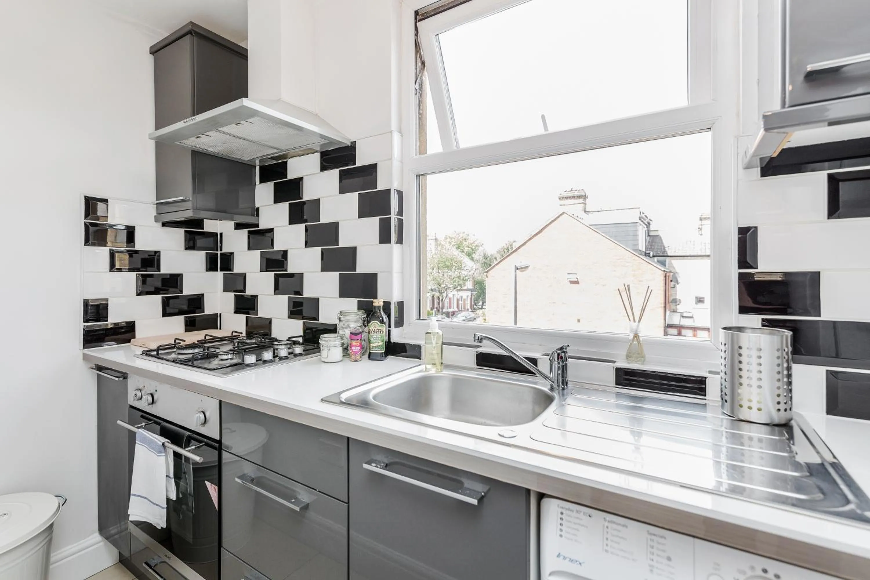 Kitchen or kitchenette in WelcomeStay Clapham Junction 2 Bedroom Apartment