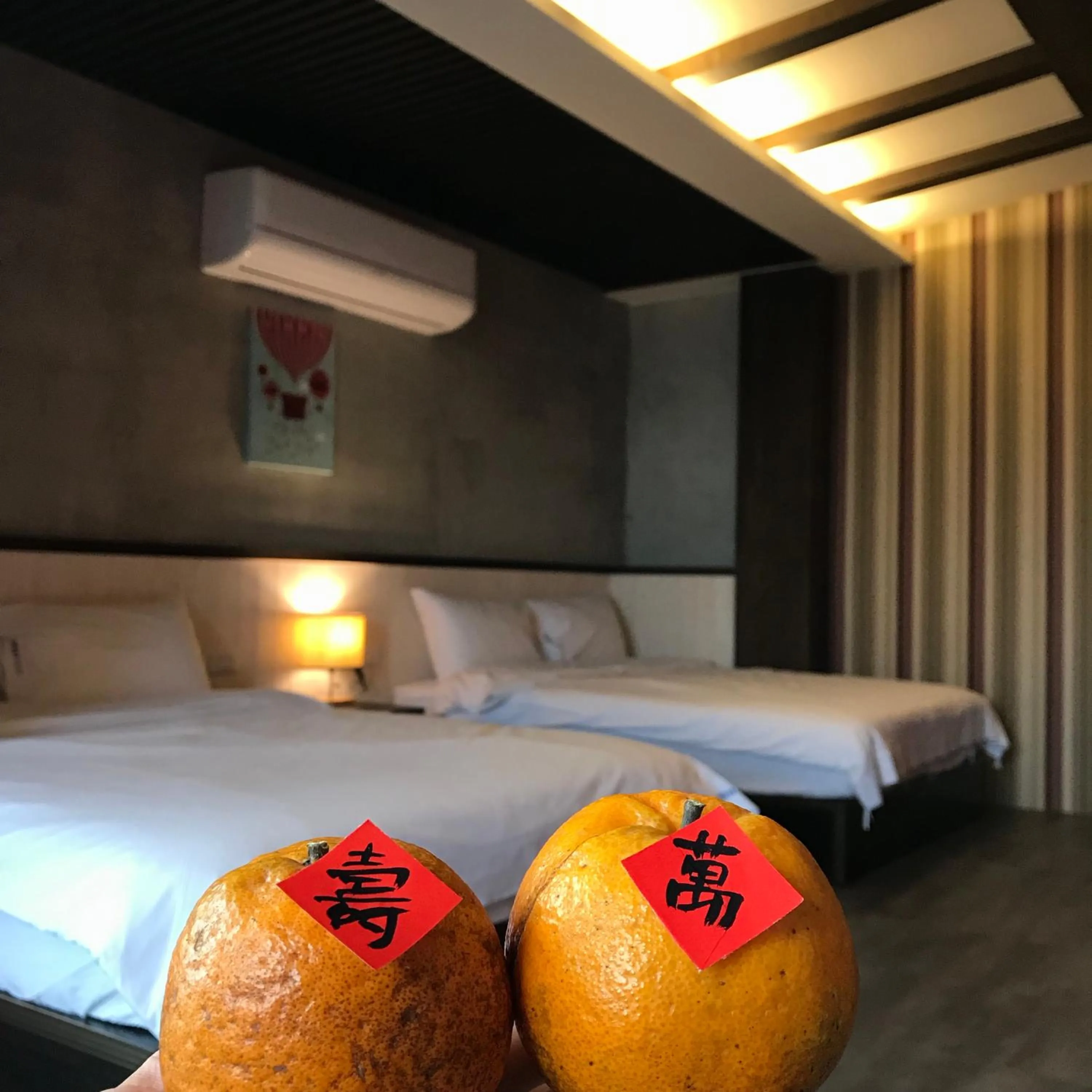 Photo of the whole room, Bed in Chi Chu B&B