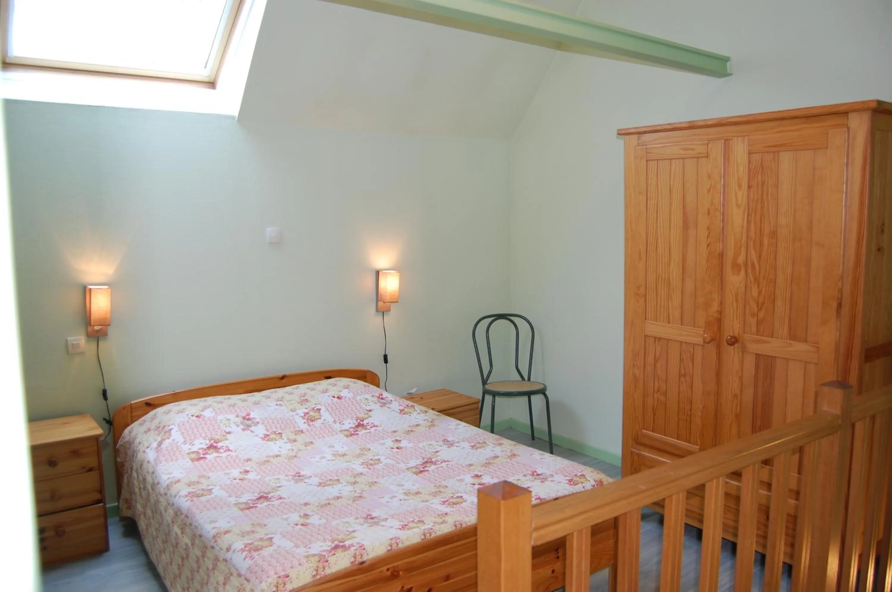 AUBERGE du BORD des EAUX - Demi-pension assurée sur réservation