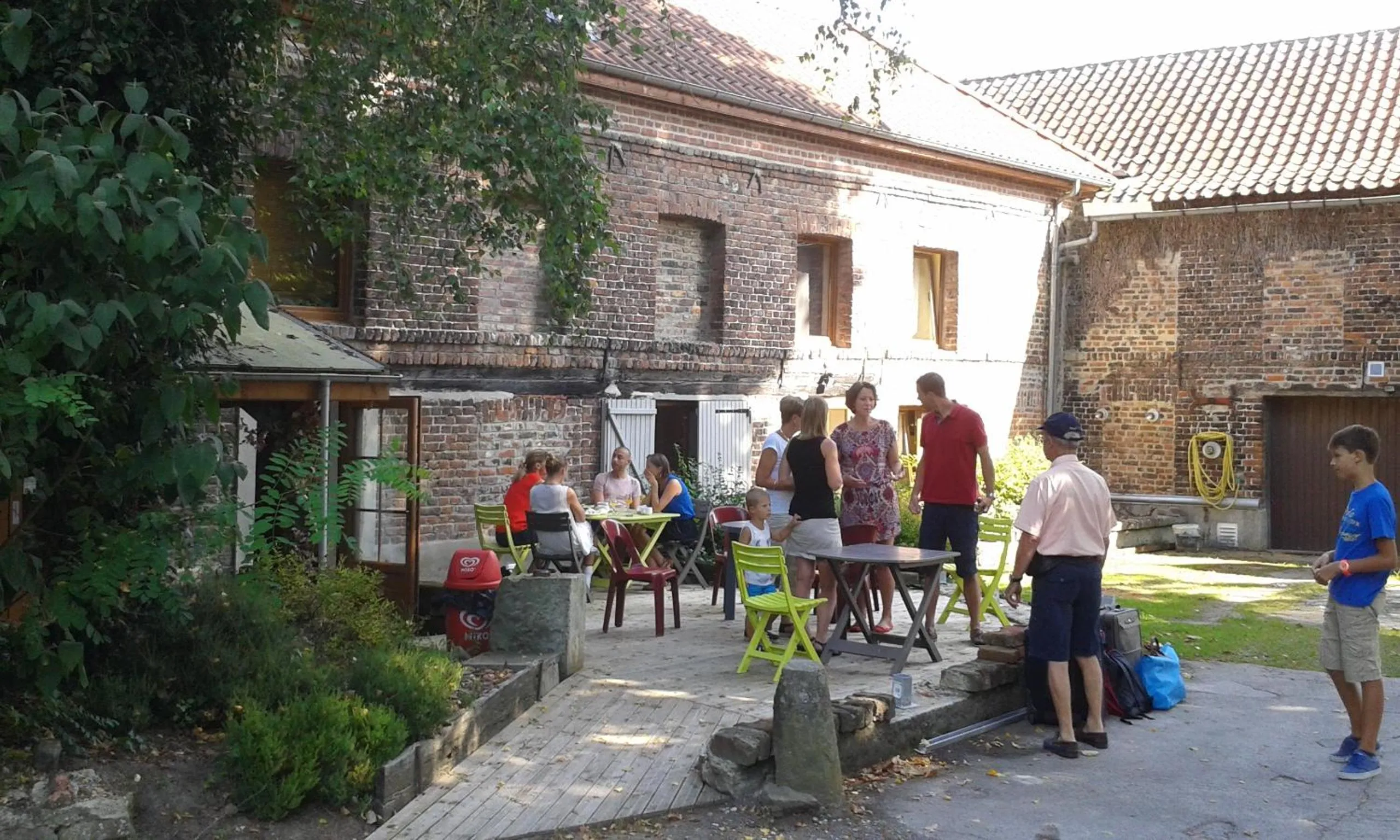 AUBERGE du BORD des EAUX - Demi-pension assurée sur réservation