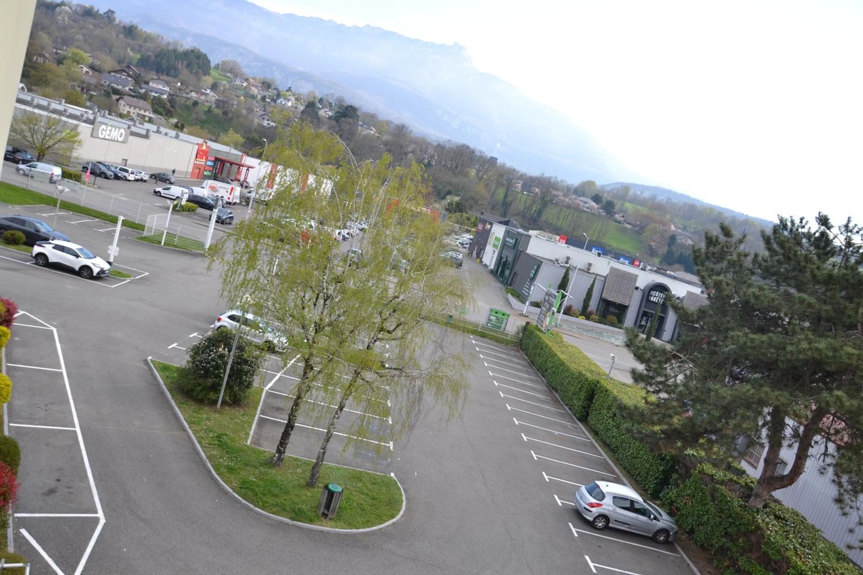 Parking in ibis Chambery