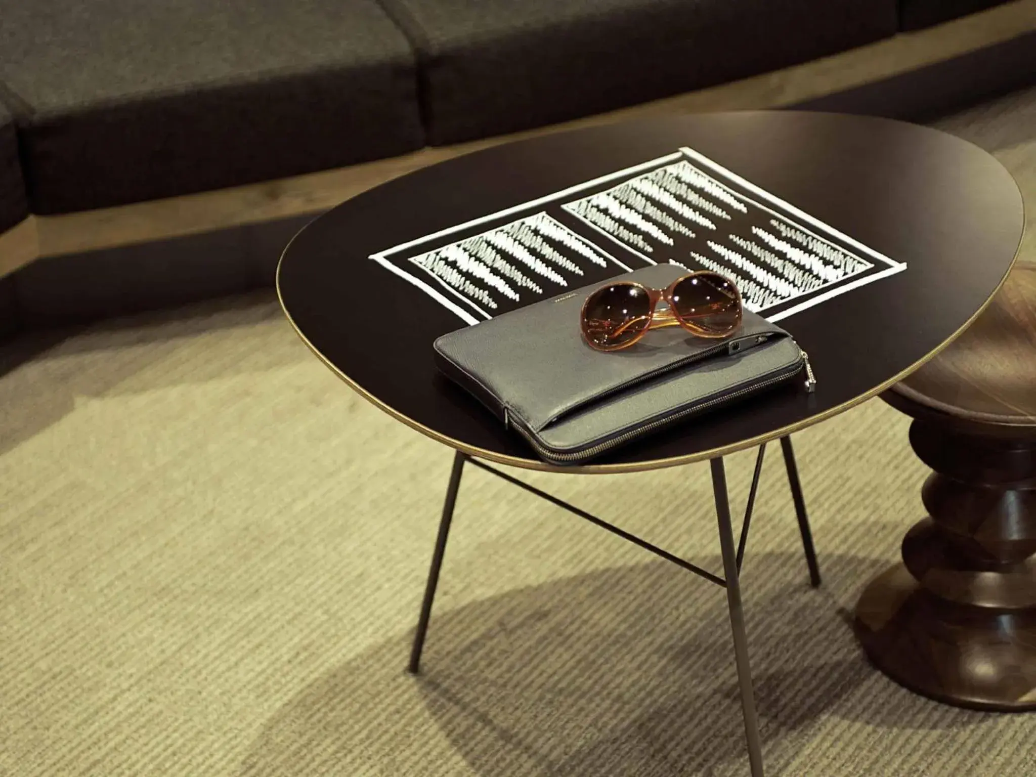 Lounge or bar in ibis Chambery Lounge or bar in ibis Chambery