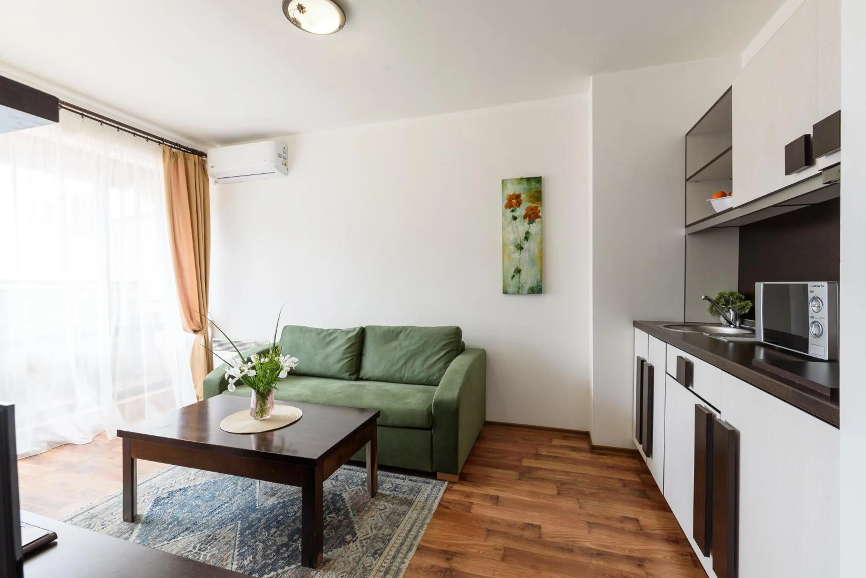 Communal lounge/ TV room in Grand Royale Apartment Complex & Spa