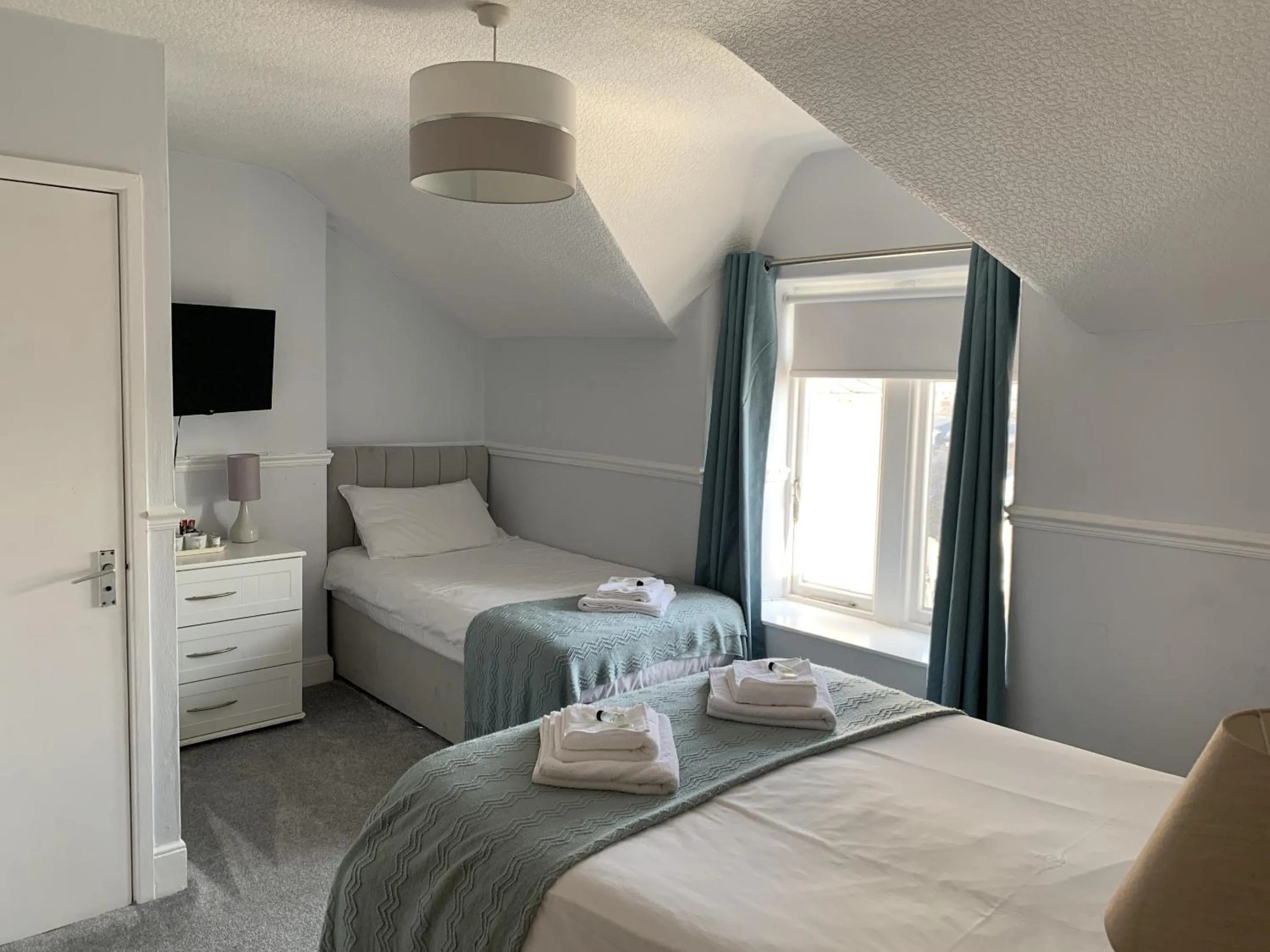 Bedroom in Seaclyffe Hotel Ltd