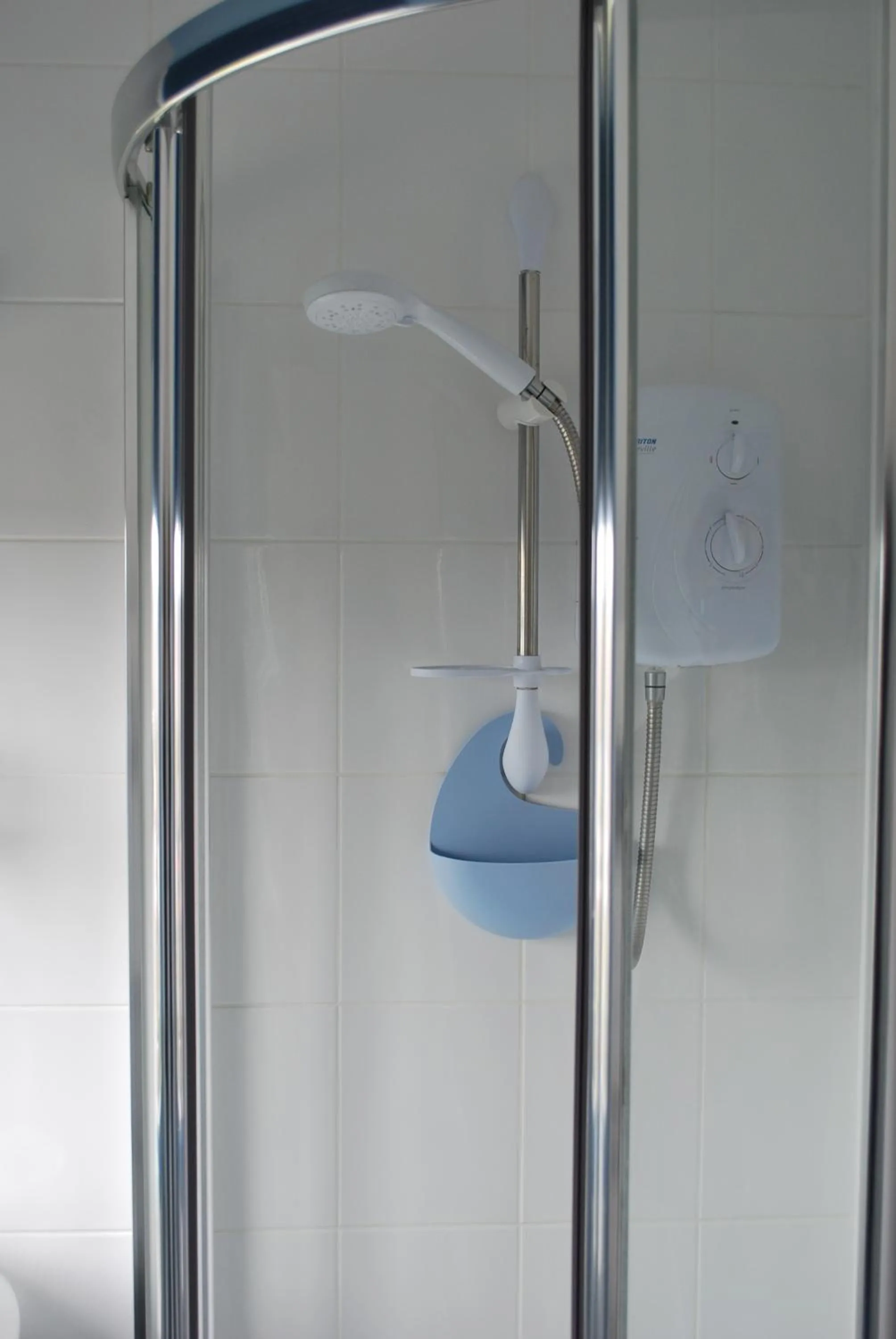 Shower in The Royson Guest House