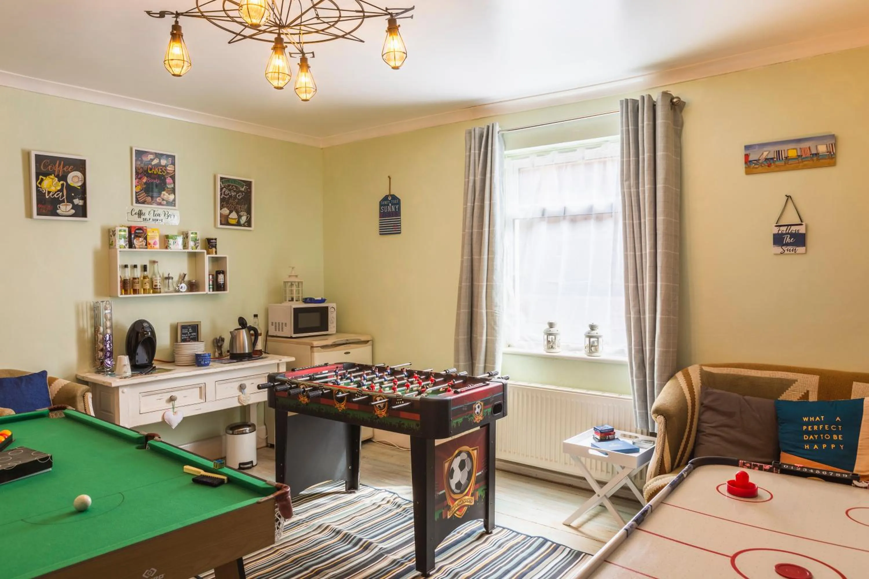 Game Room in The Royson Guest House