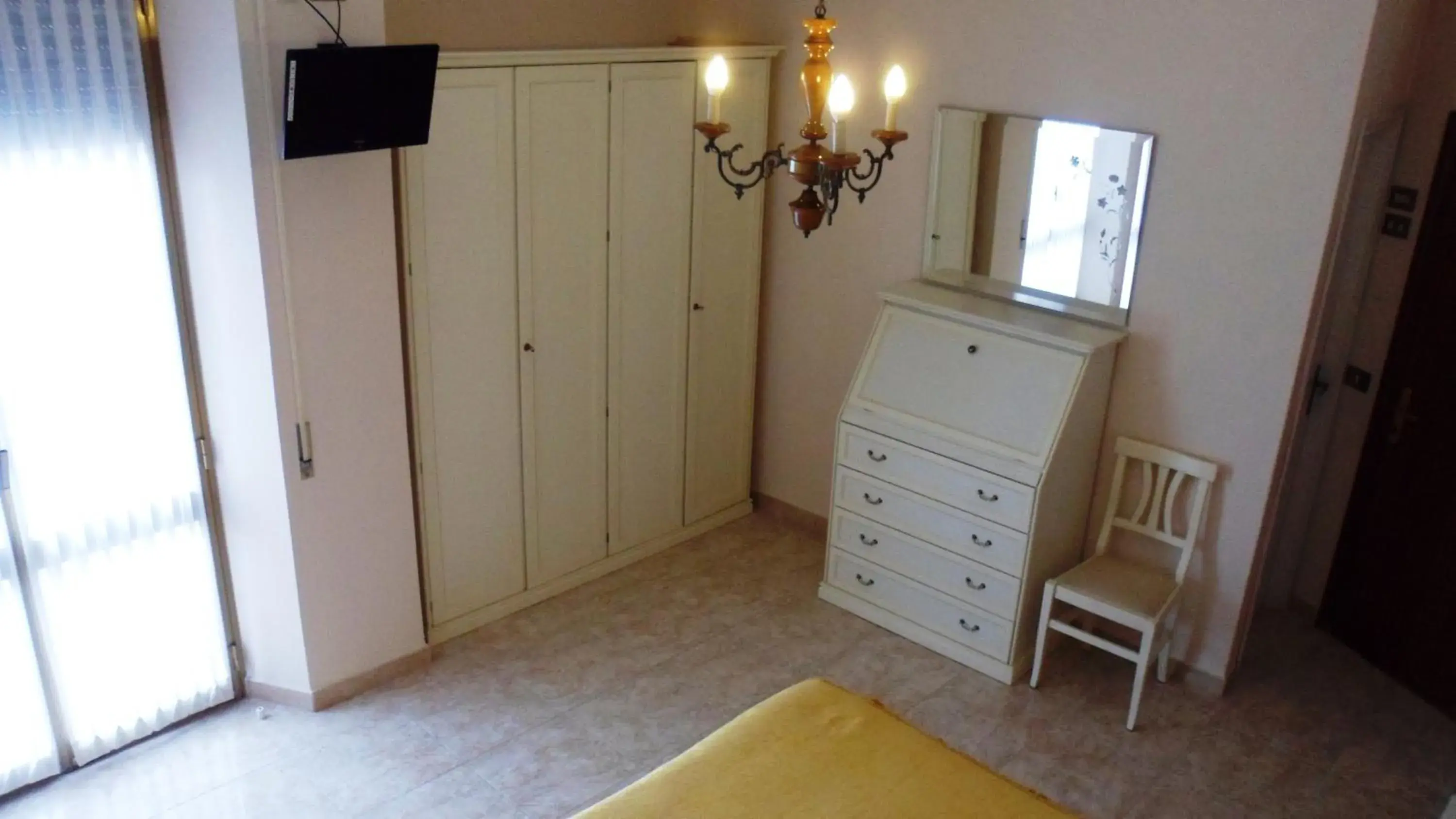 Triple Room with Balcony in Hotel Reali Triple Room with Balcony in Hotel Reali