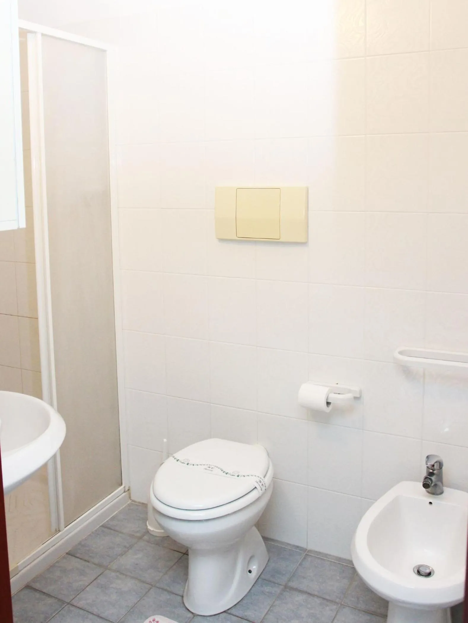 Bathroom in A Turri Rooms and Restaurant