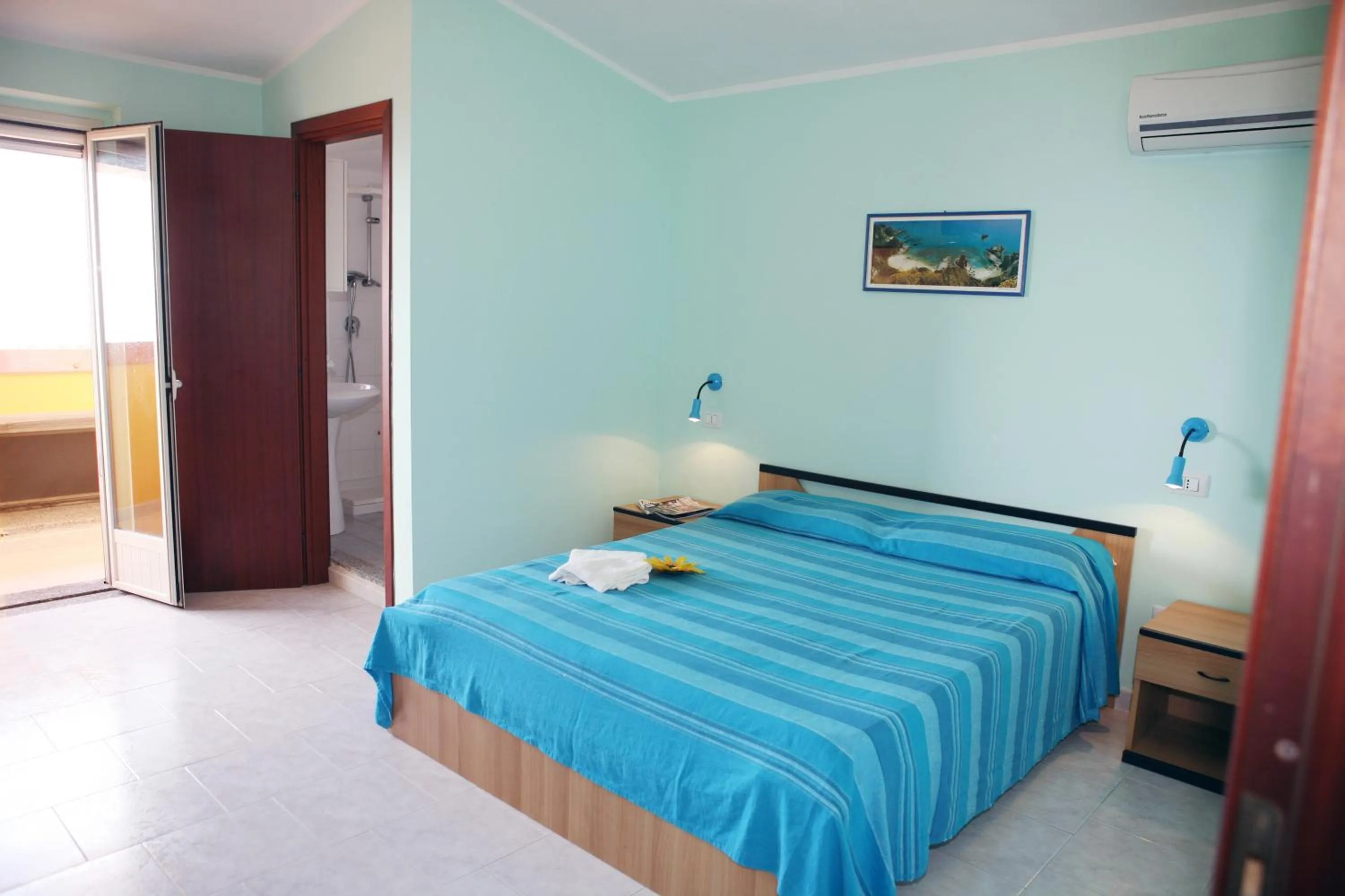 Bedroom, Bed in A Turri Rooms and Restaurant