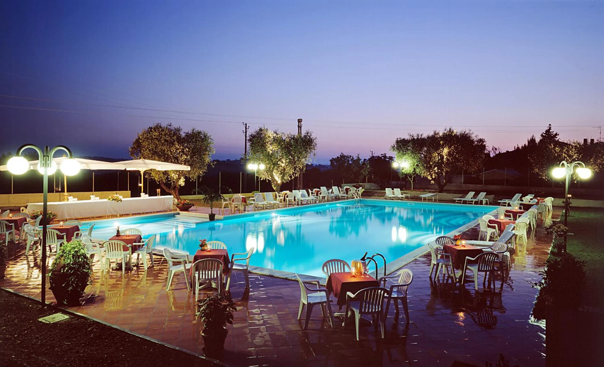 Night in Hotel Bel Sit