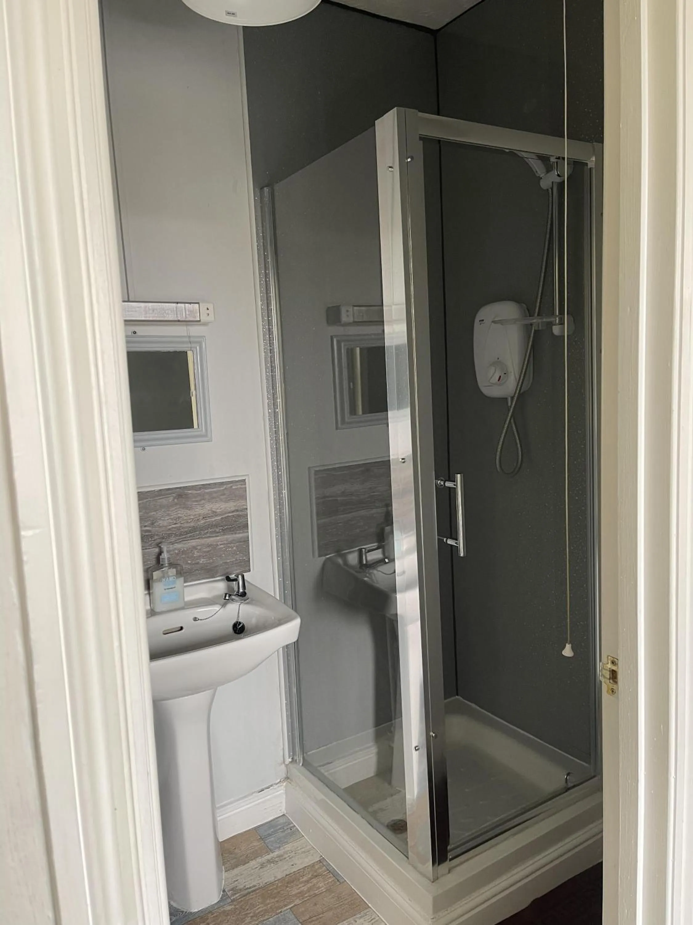 Bedroom in Henrys on the Prom