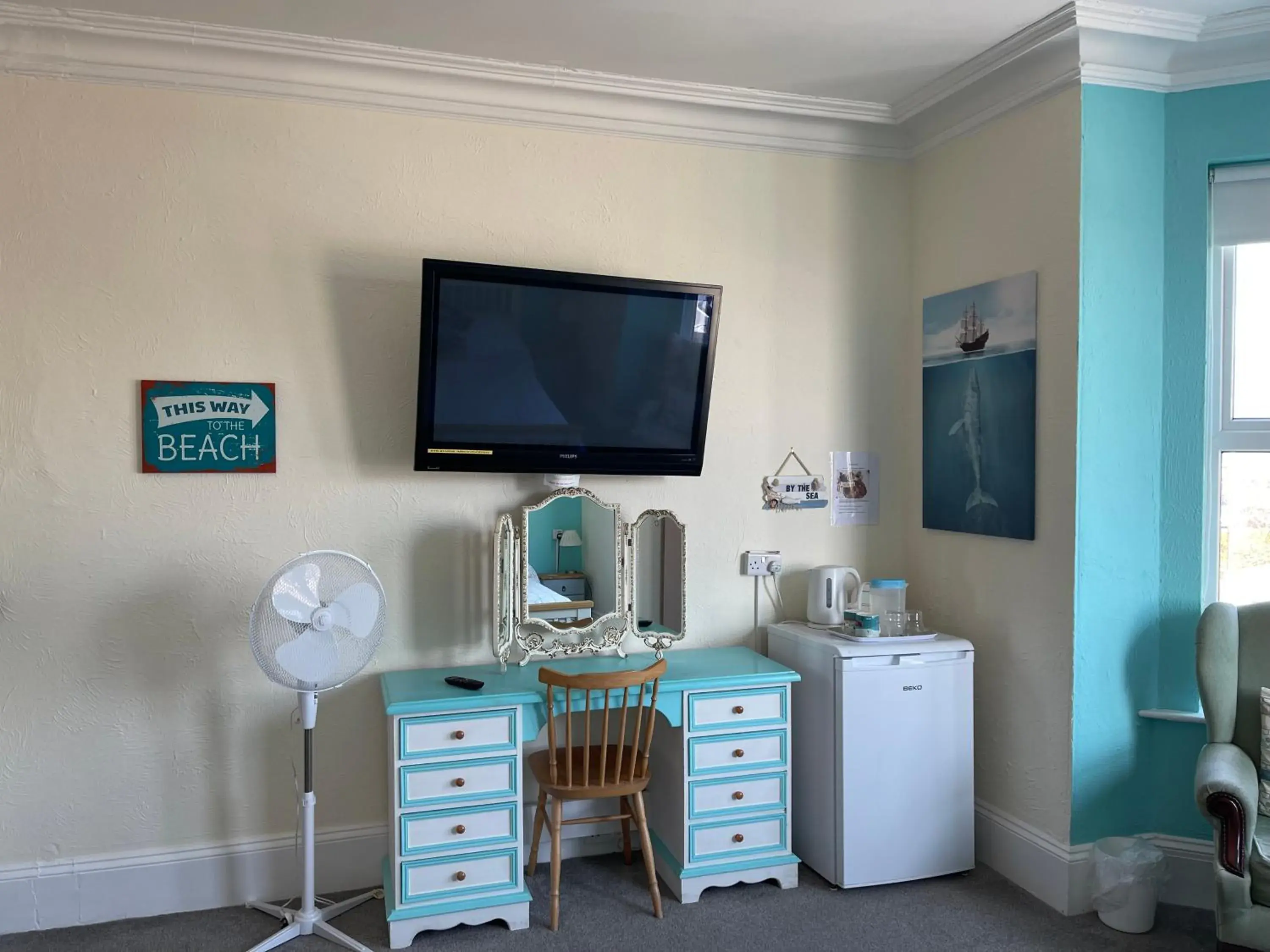 Bedroom in Henrys on the Prom Bedroom in Henrys on the Prom