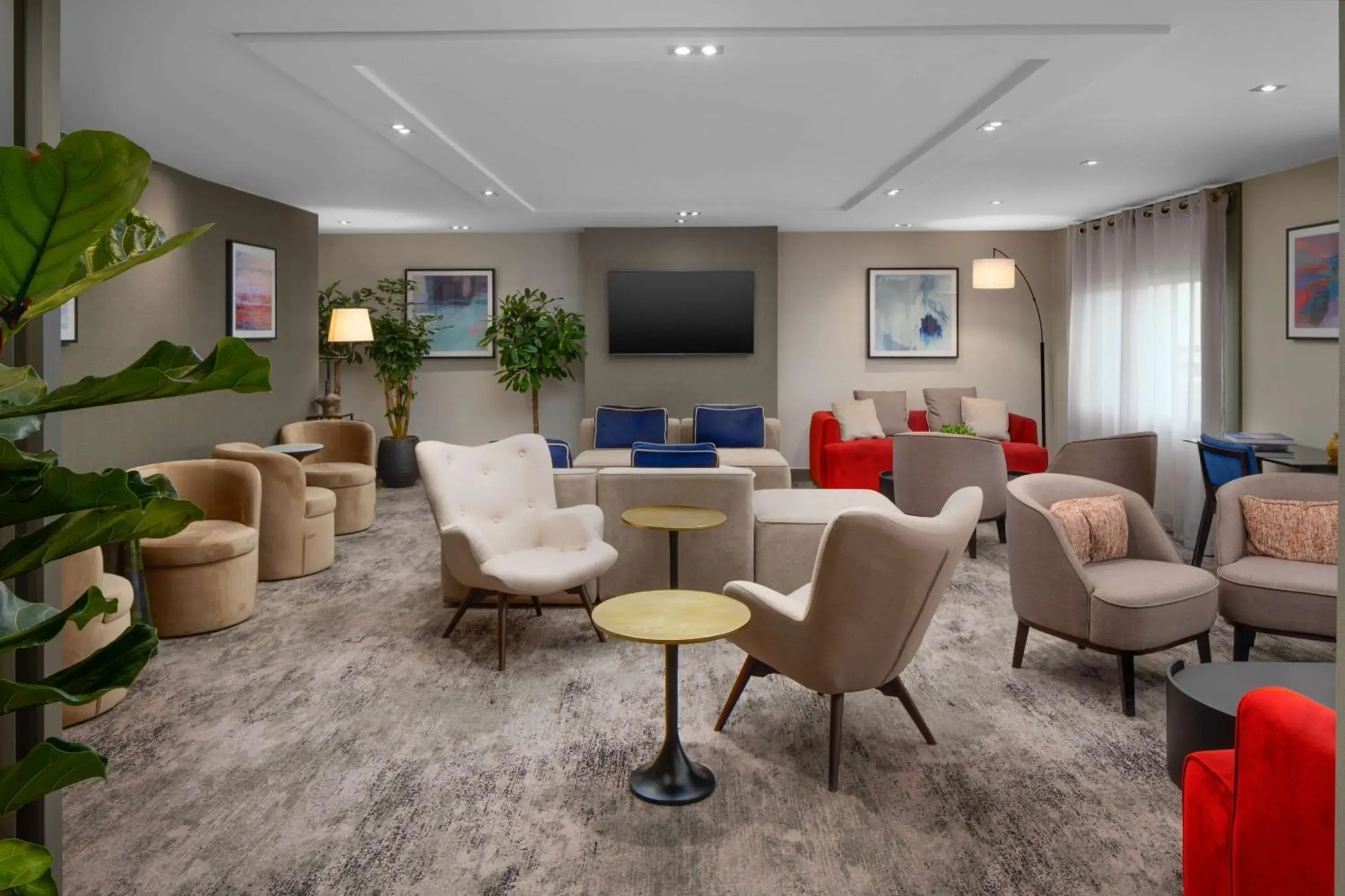 Property building in Hilton London Heathrow Airport Property building in Hilton London Heathrow Airport