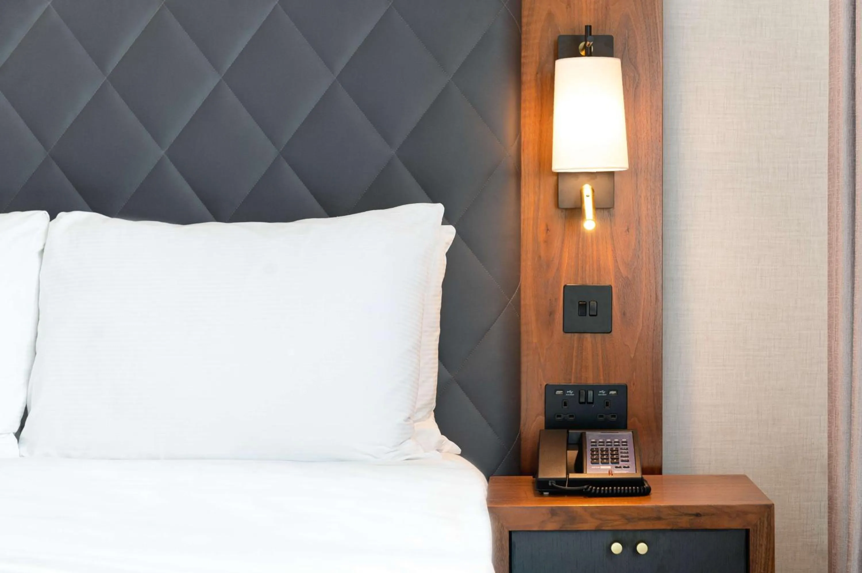 Bed in Hilton London Olympia