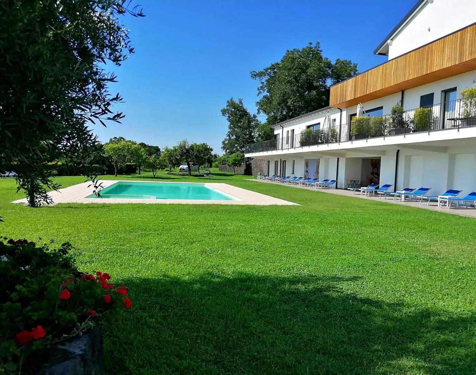 Swimming pool in AGRO Sicily