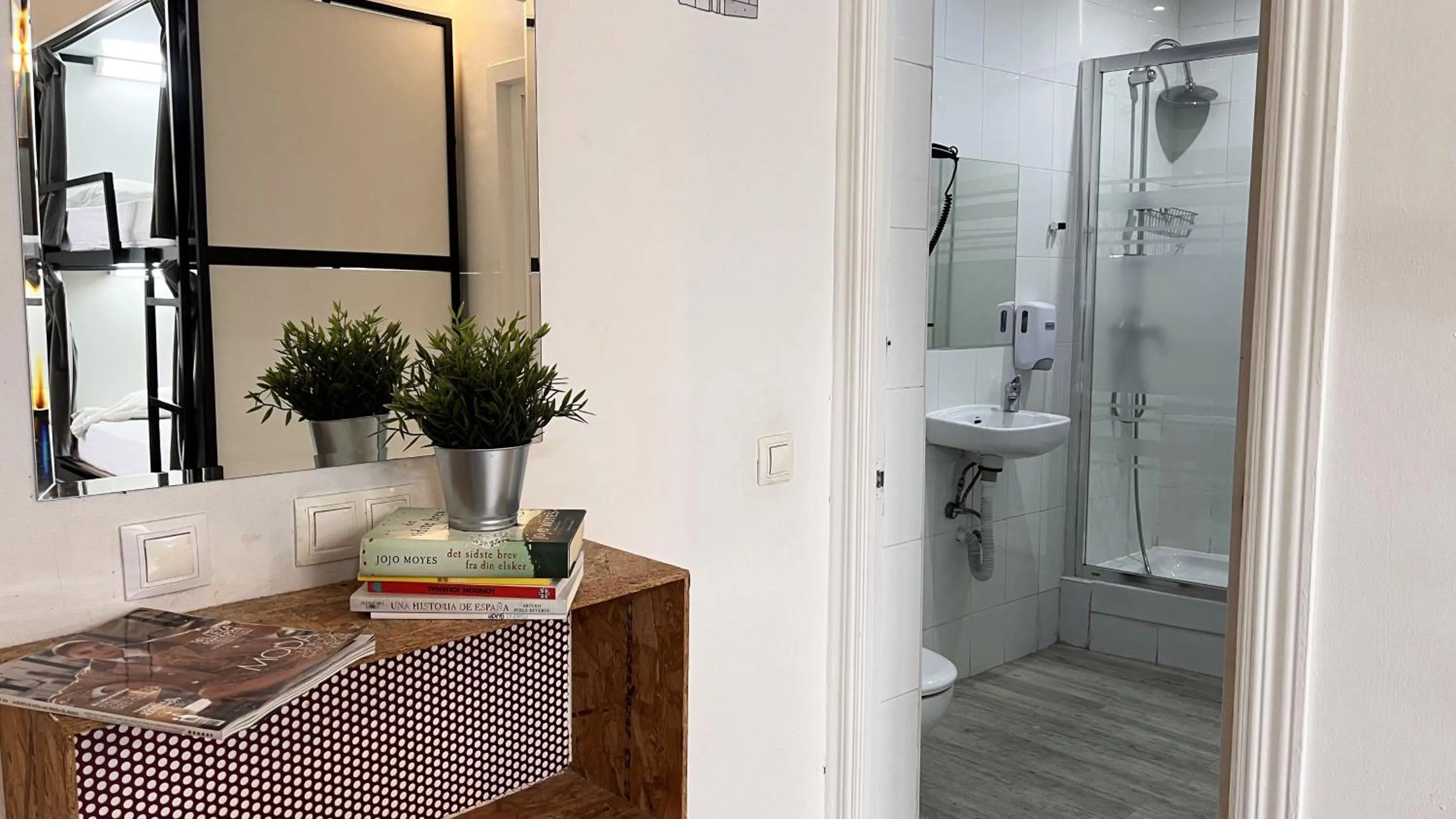 Bathroom in Way Hostel Madrid