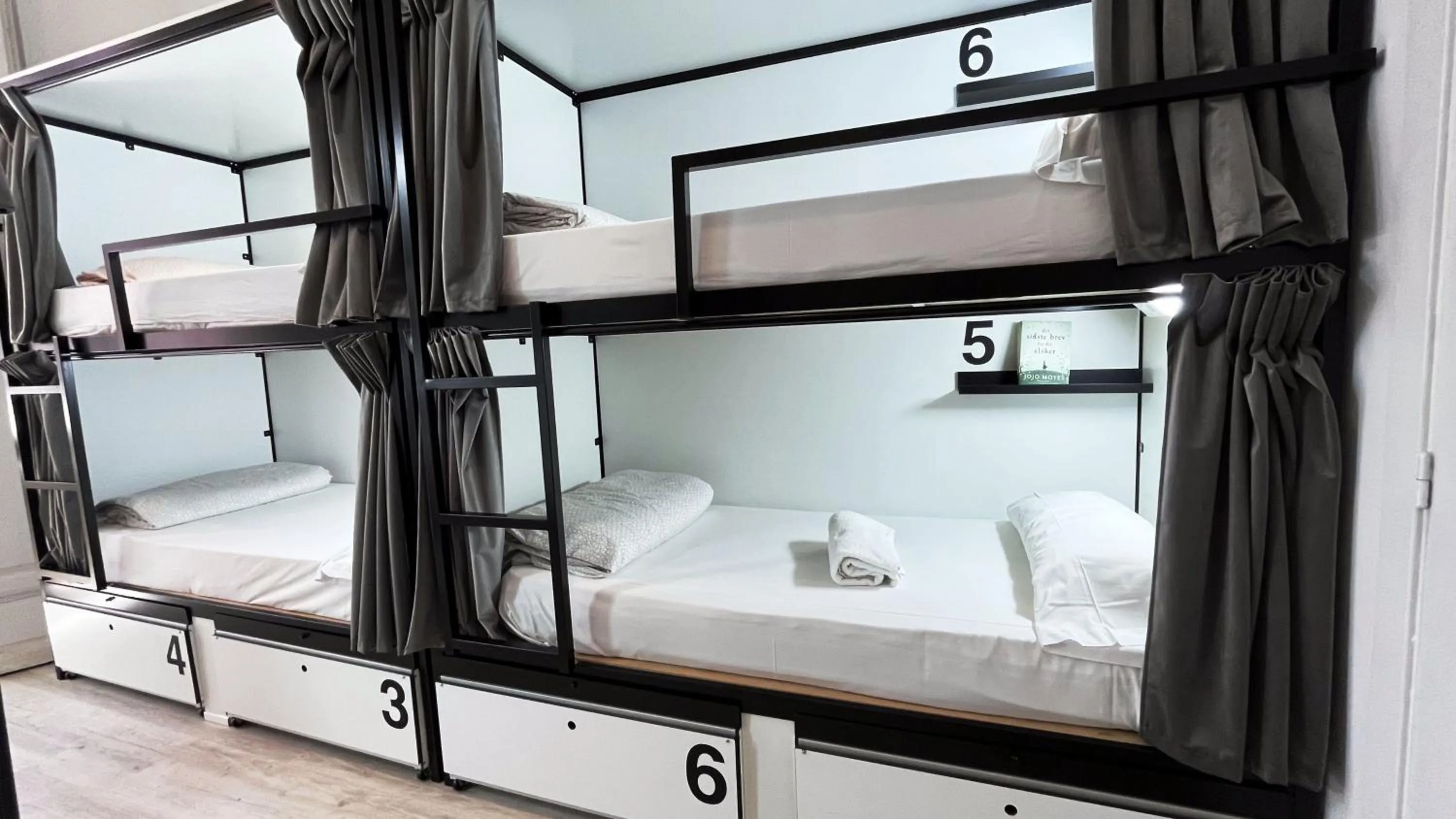 bunk bed, Bed in Way Hostel Madrid