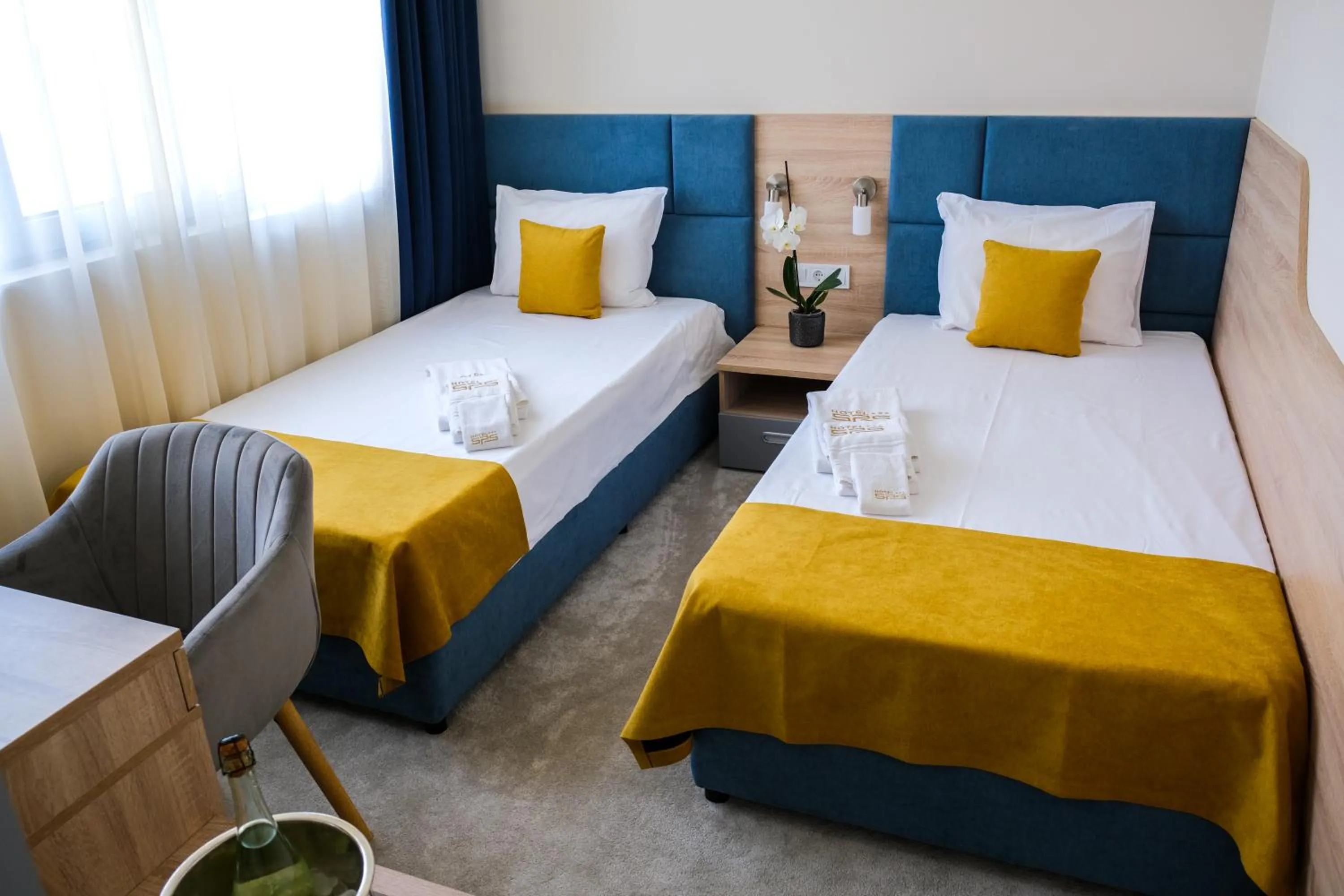 Photo of the whole room, Bed in SPS Hotel