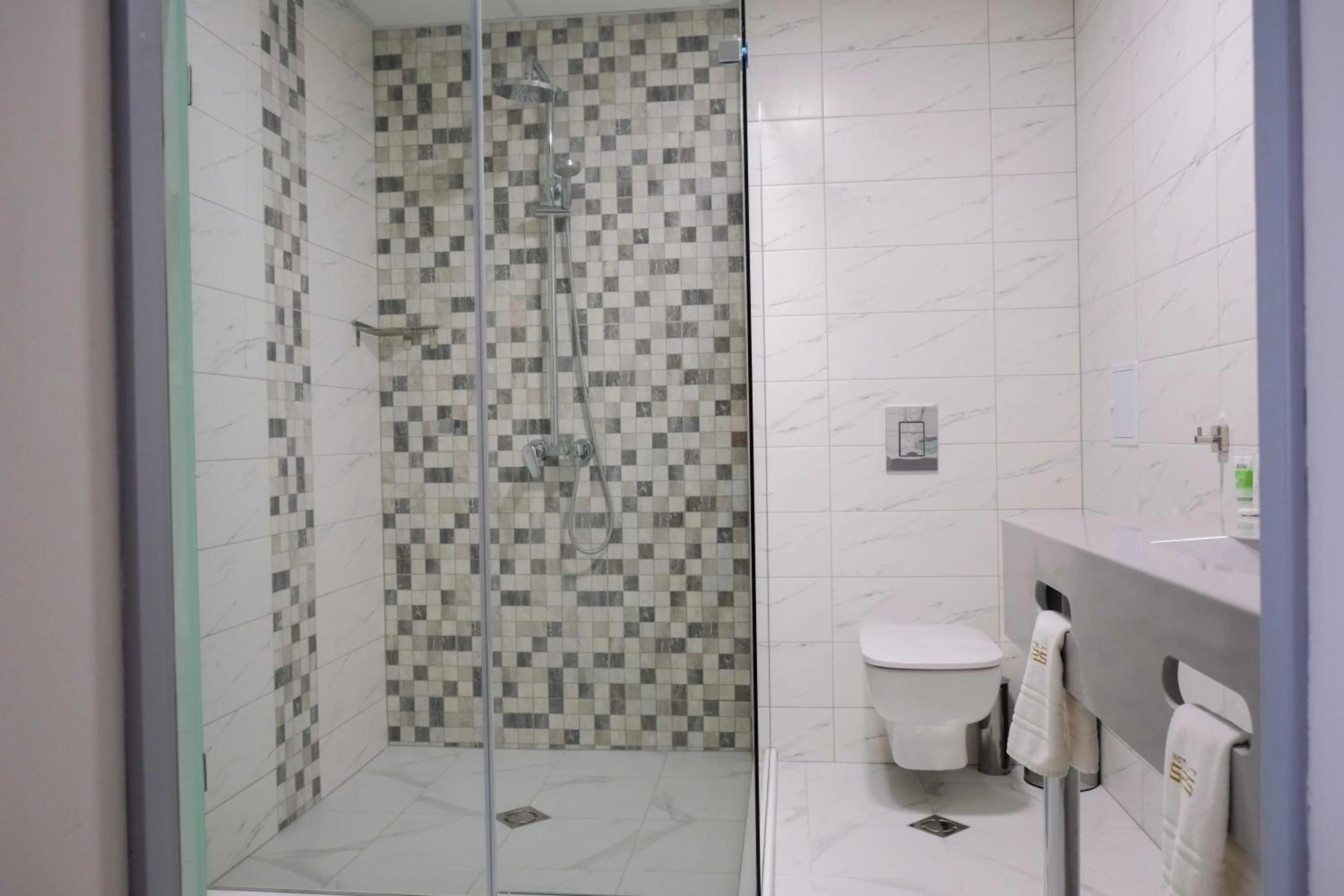 Bathroom in SPS Hotel