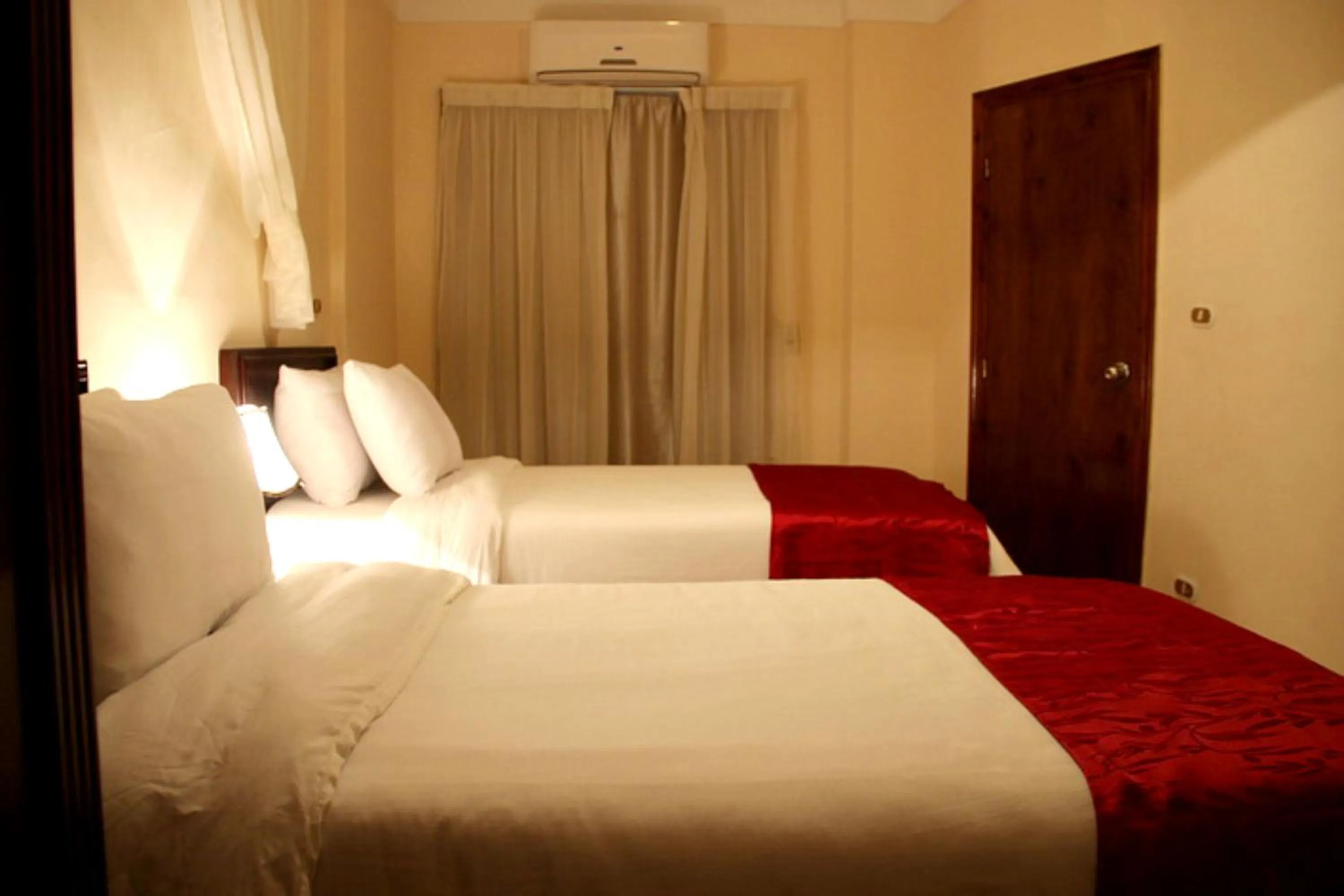 Shower, Bed in Alexandria Mediterranean Suites