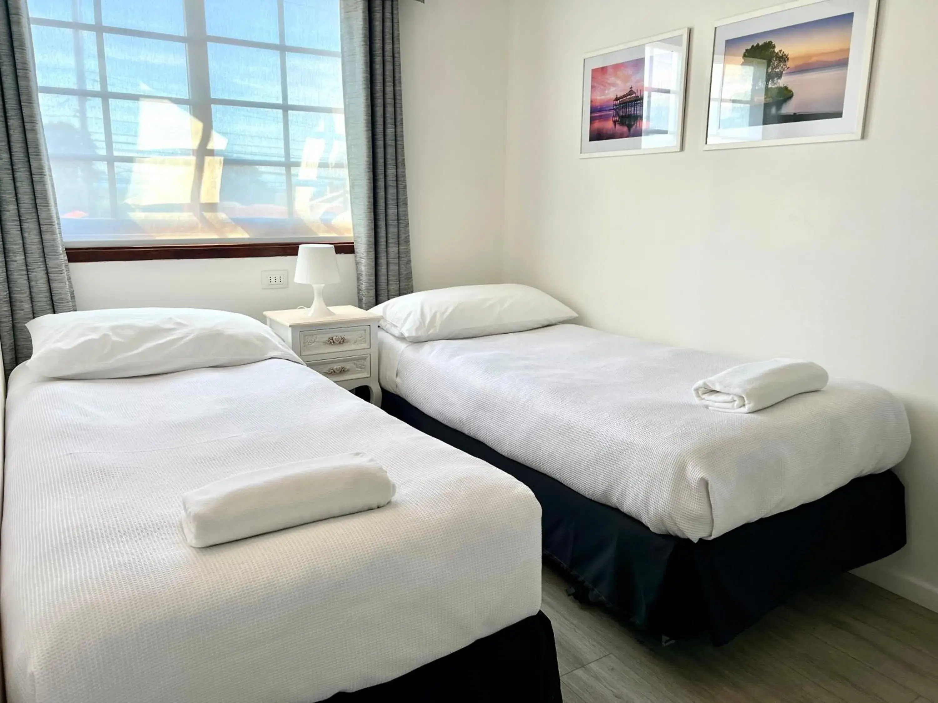 Bedroom, Bed in Hotel Frutillar Bedroom, Bed in Hotel Frutillar