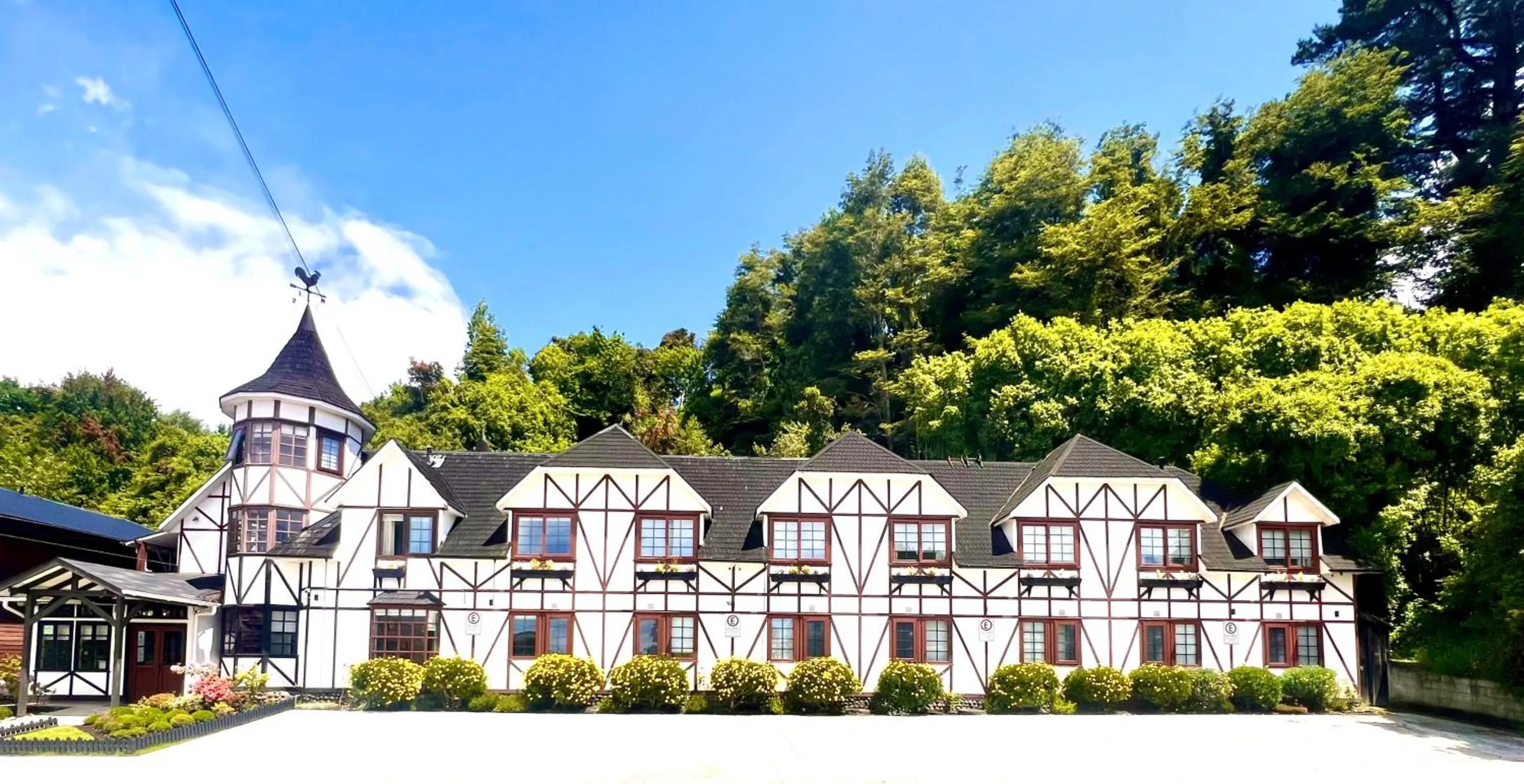 Property building in Hotel Frutillar