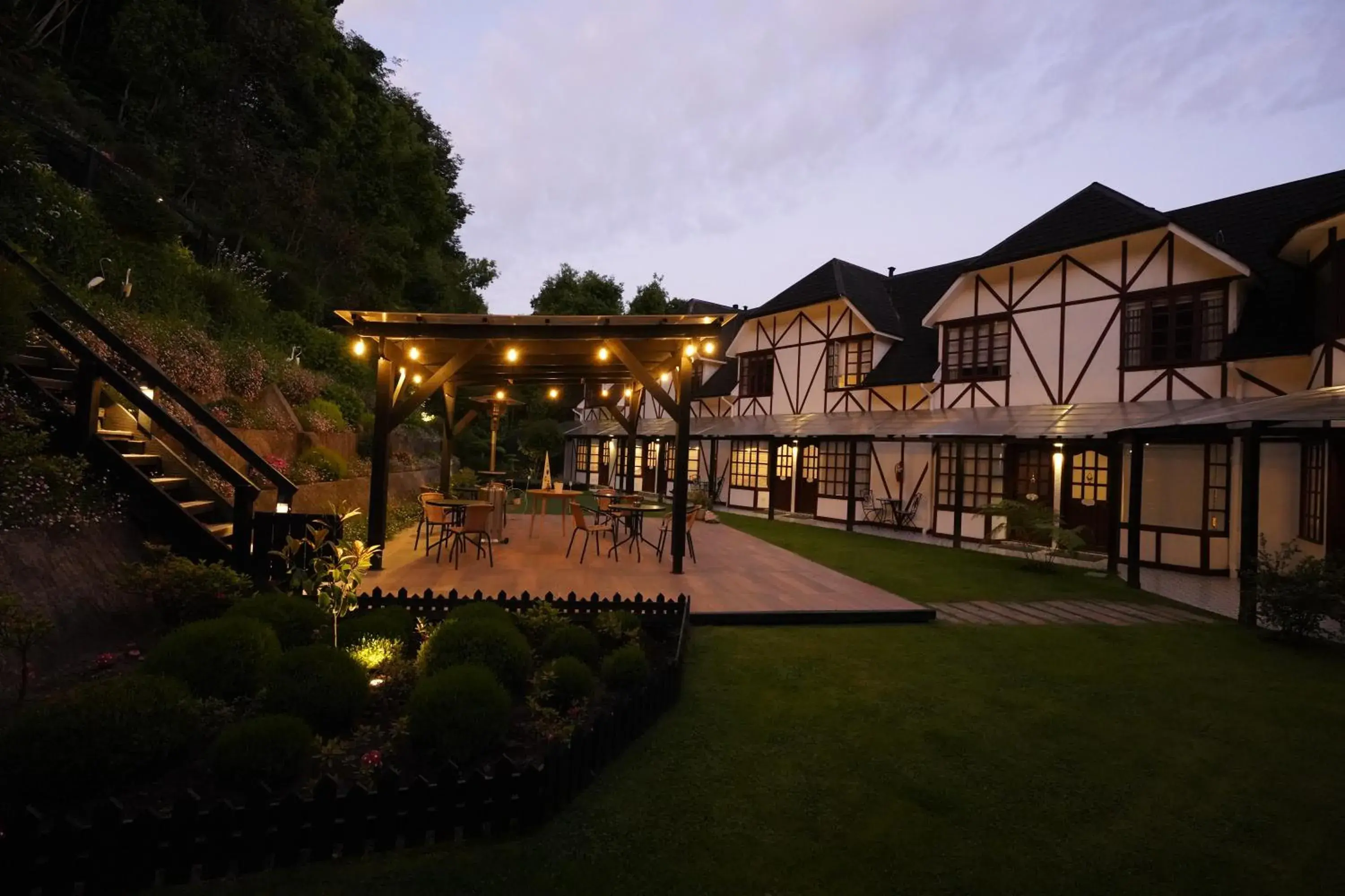 Property building in Hotel Frutillar Property building in Hotel Frutillar