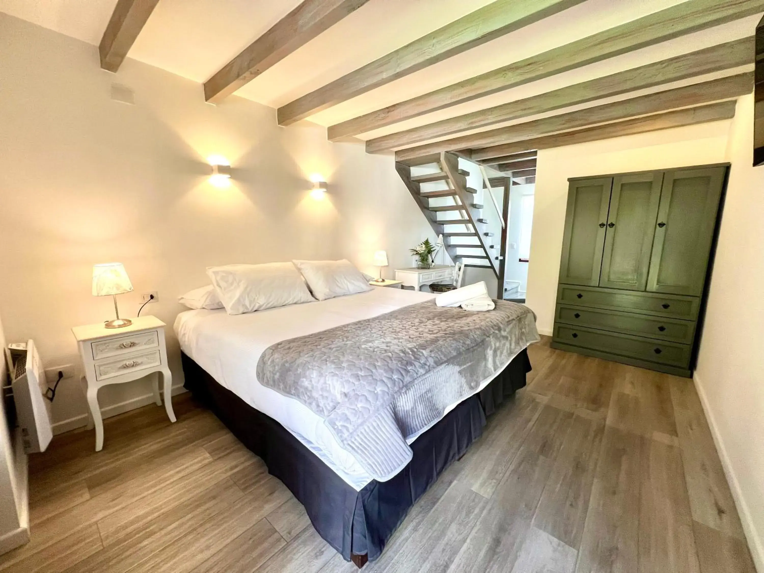 Bedroom, Bed in Hotel Frutillar Bedroom, Bed in Hotel Frutillar