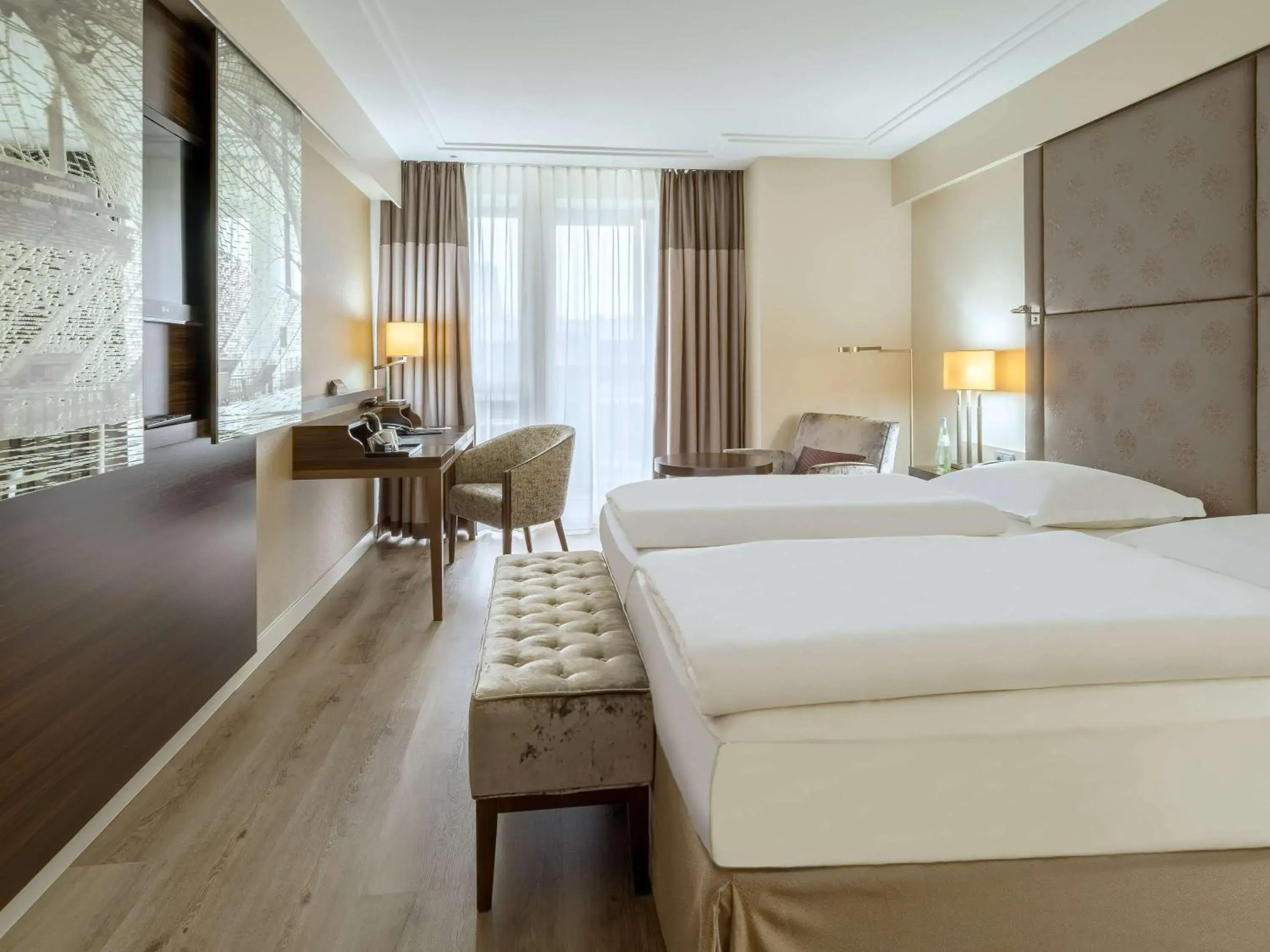 Bedroom, Bed in Pullman Munich Bedroom, Bed in Pullman Munich