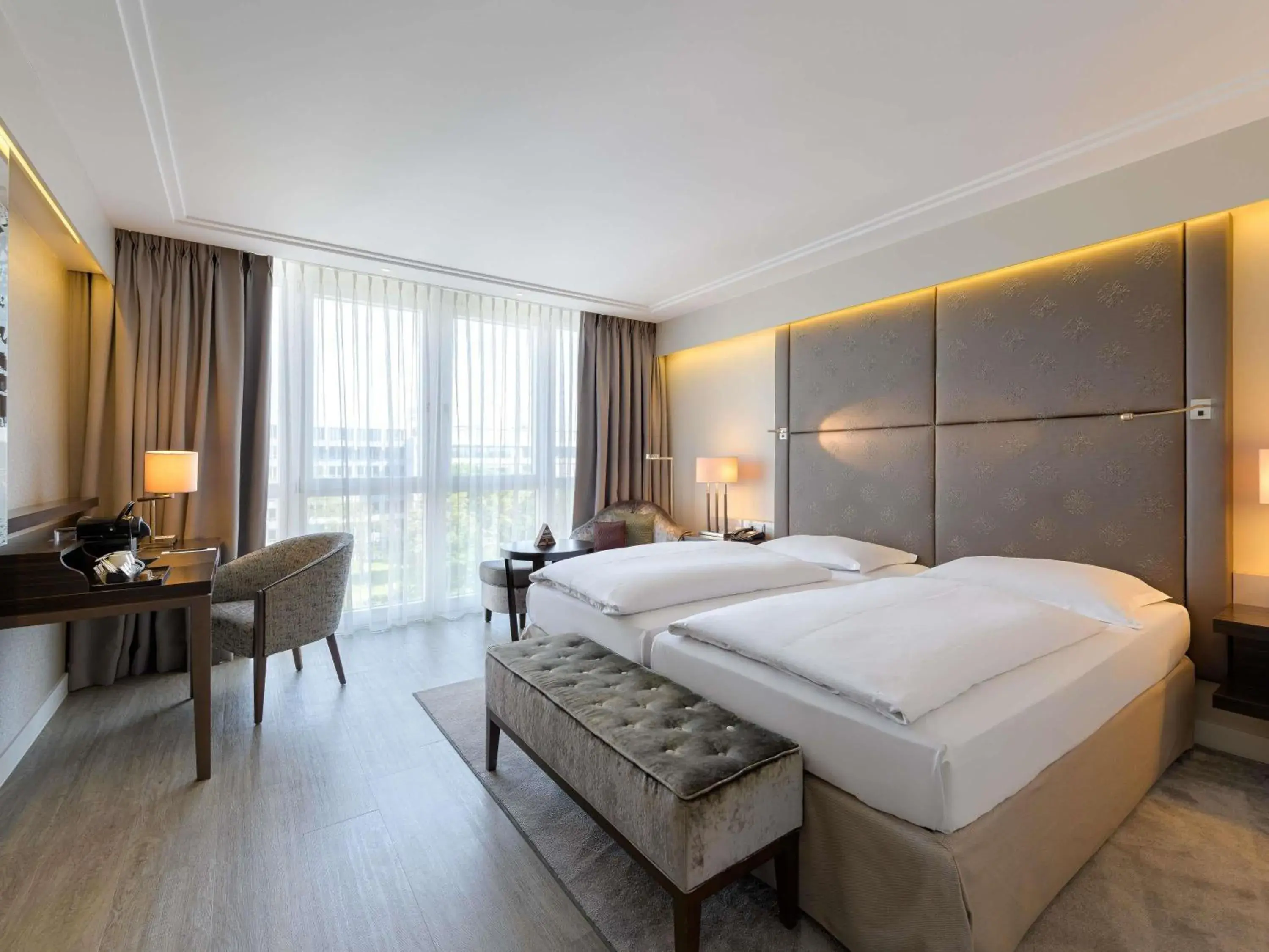 Bedroom, Bed in Pullman Munich Bedroom, Bed in Pullman Munich