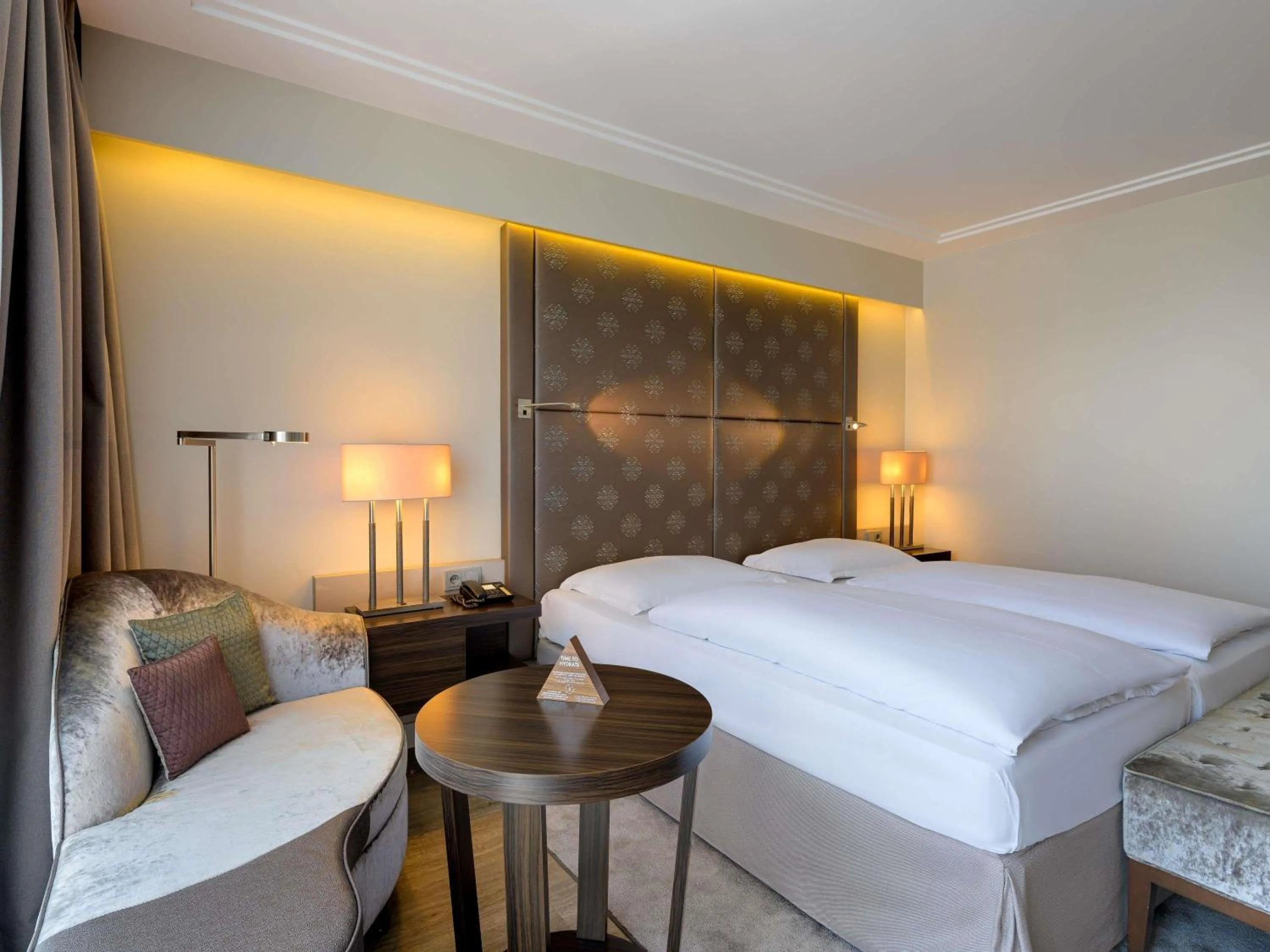 Bedroom, Bed in Pullman Munich