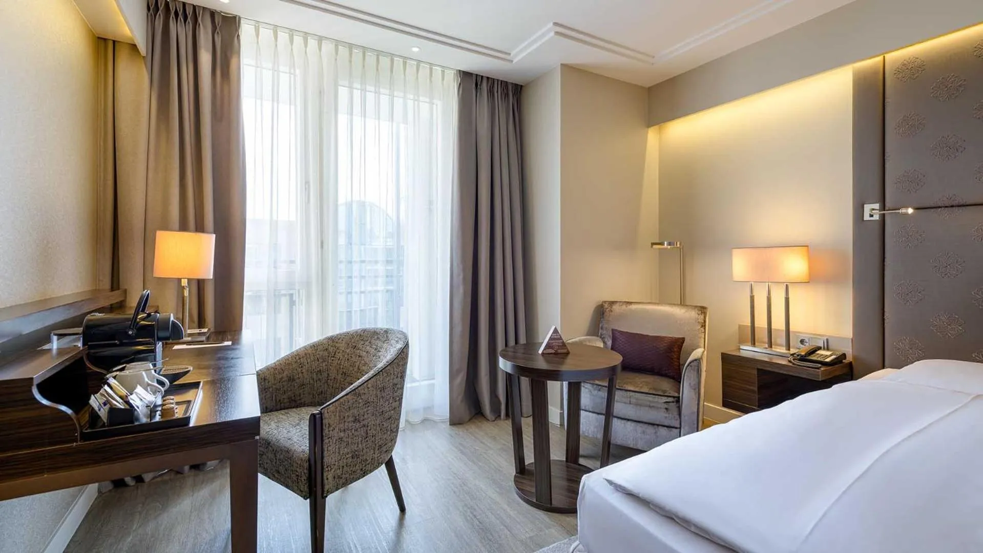 Bedroom, Bed in Pullman Munich