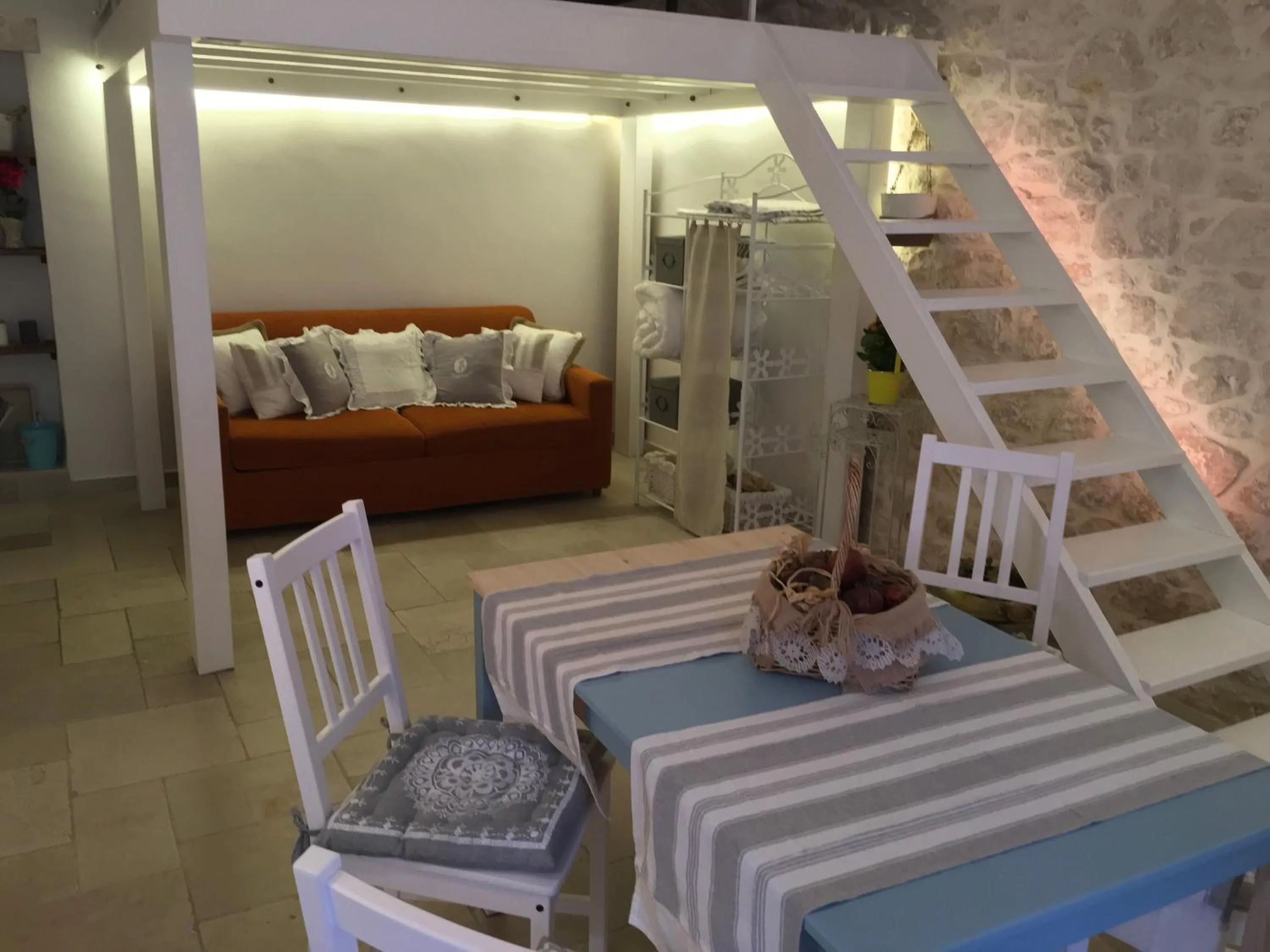 Dining area in Casa Carlotta