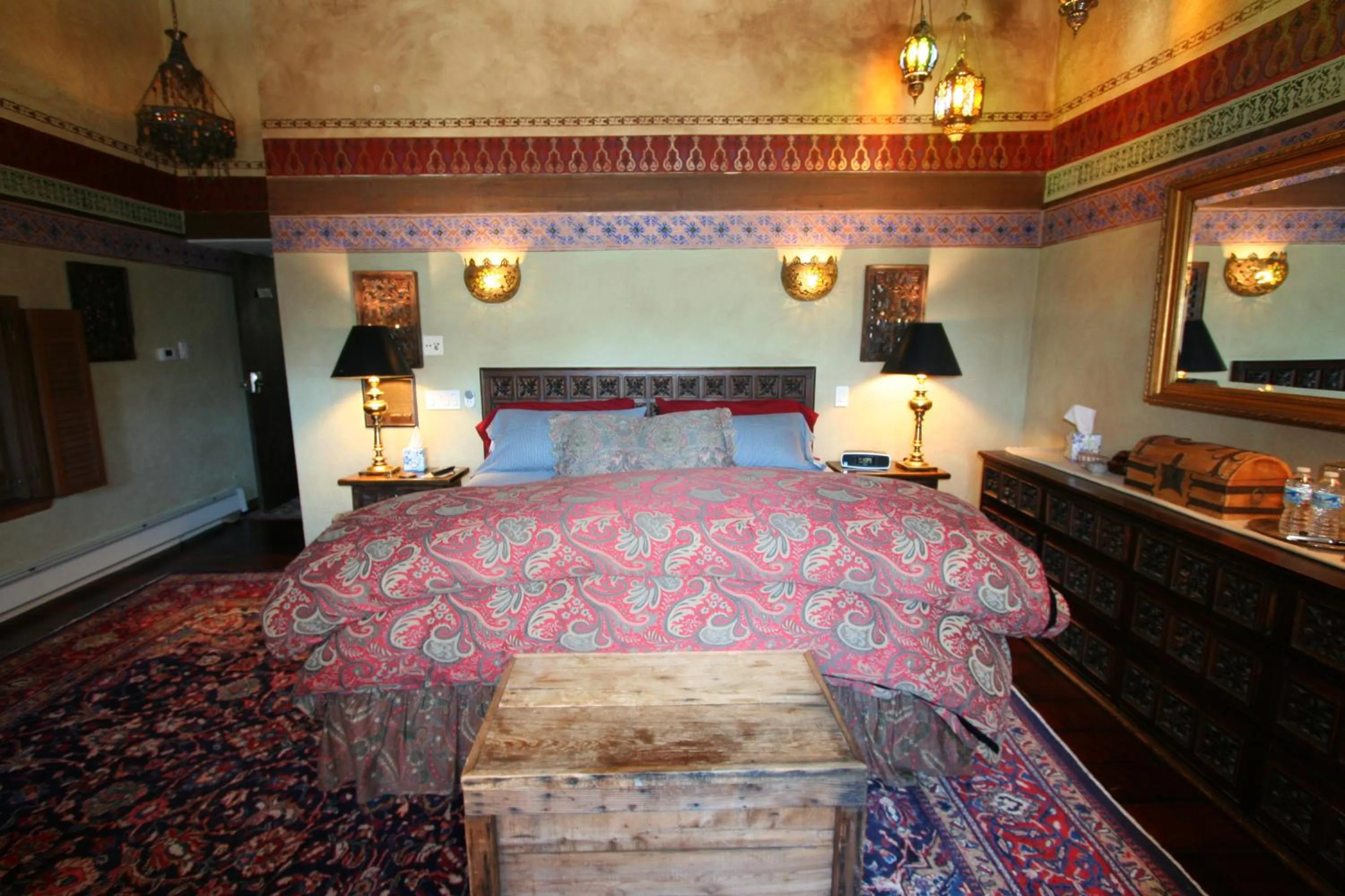 Bed in Alpenhof Bed & Breakfast