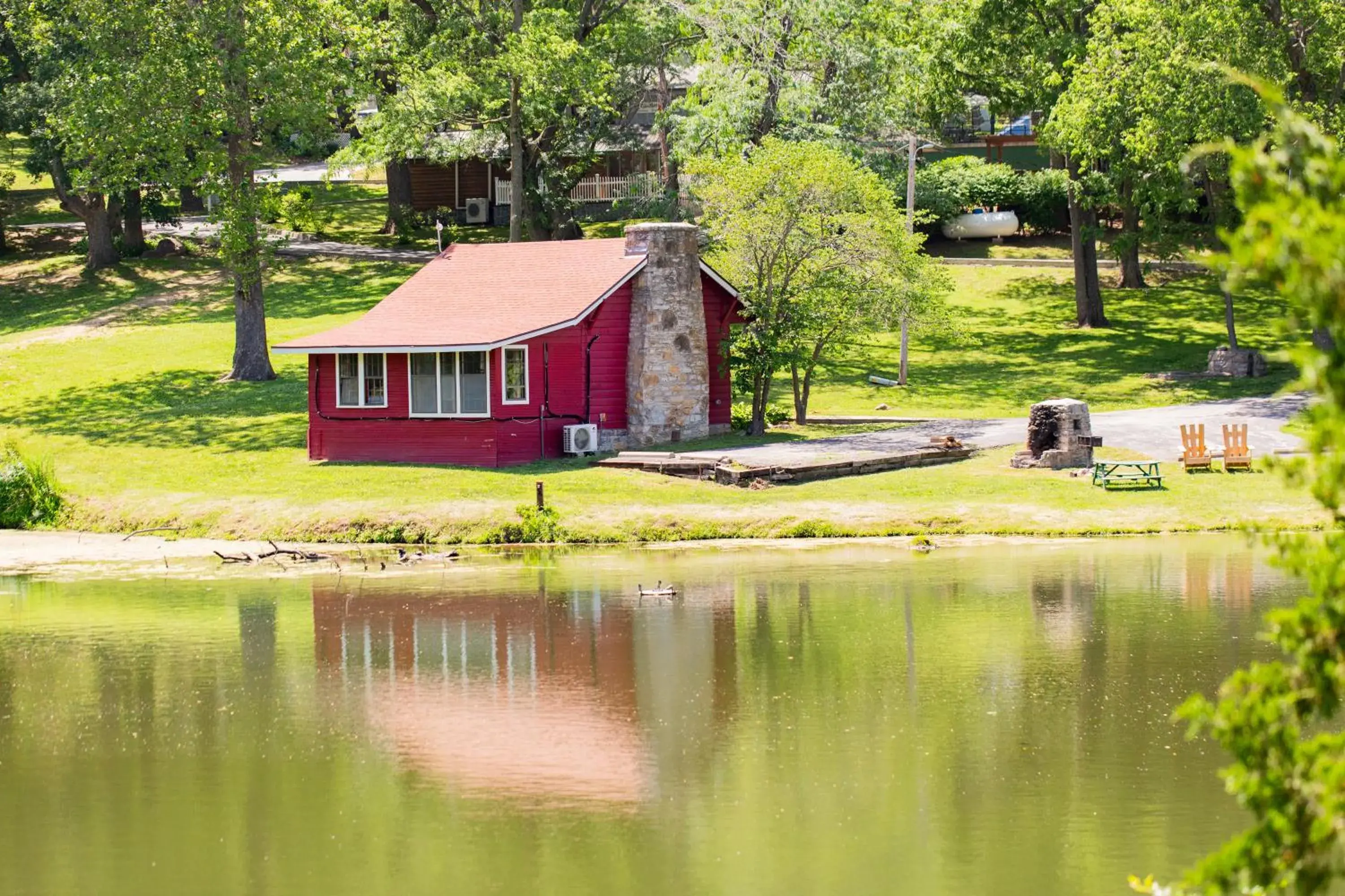 Two-Bedroom Cottage in Basswood Resort Two-Bedroom Cottage in Basswood Resort