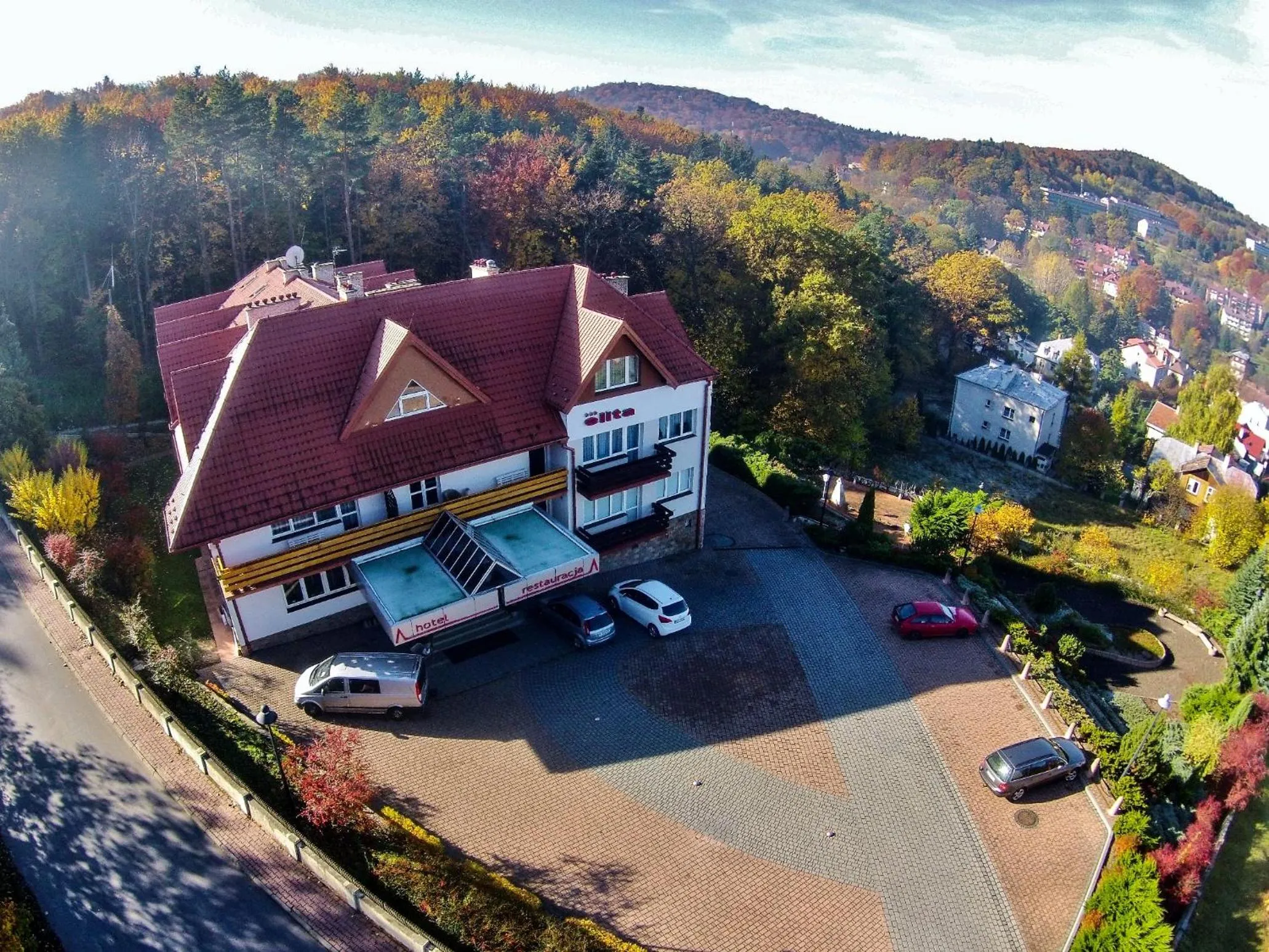 Property building in Elita Hotel & Restauracja